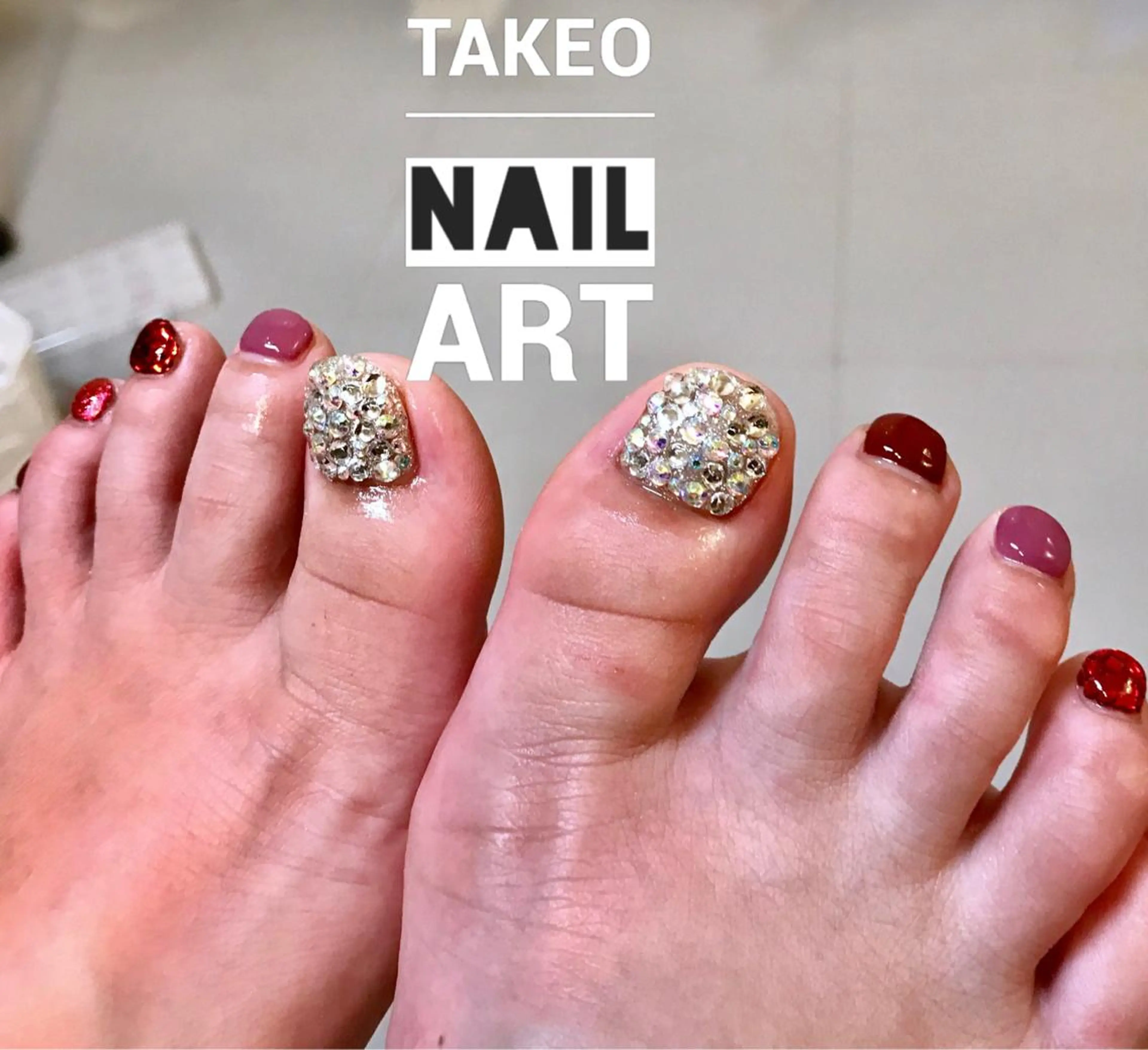 ショート ネイル 赤色 nail&eye Aoのマツエク・マツパデザイン