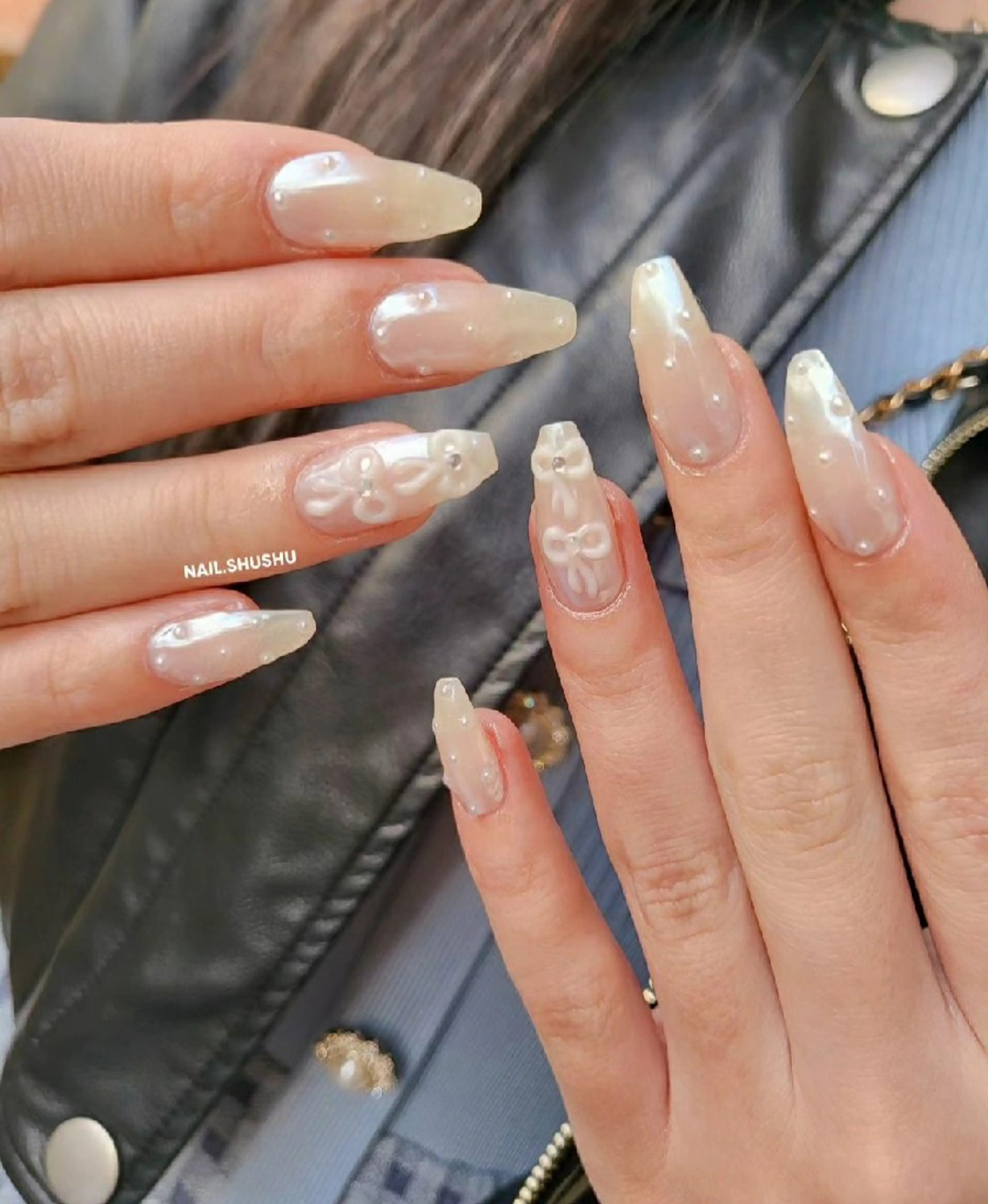 ネイル 持ち込み ニュアンスネイル ワンカラーネイル シンプルネイル 春ネイル ハンドネイル 3dパーツ/流行り 👧shushu❤️のネイルデザイン