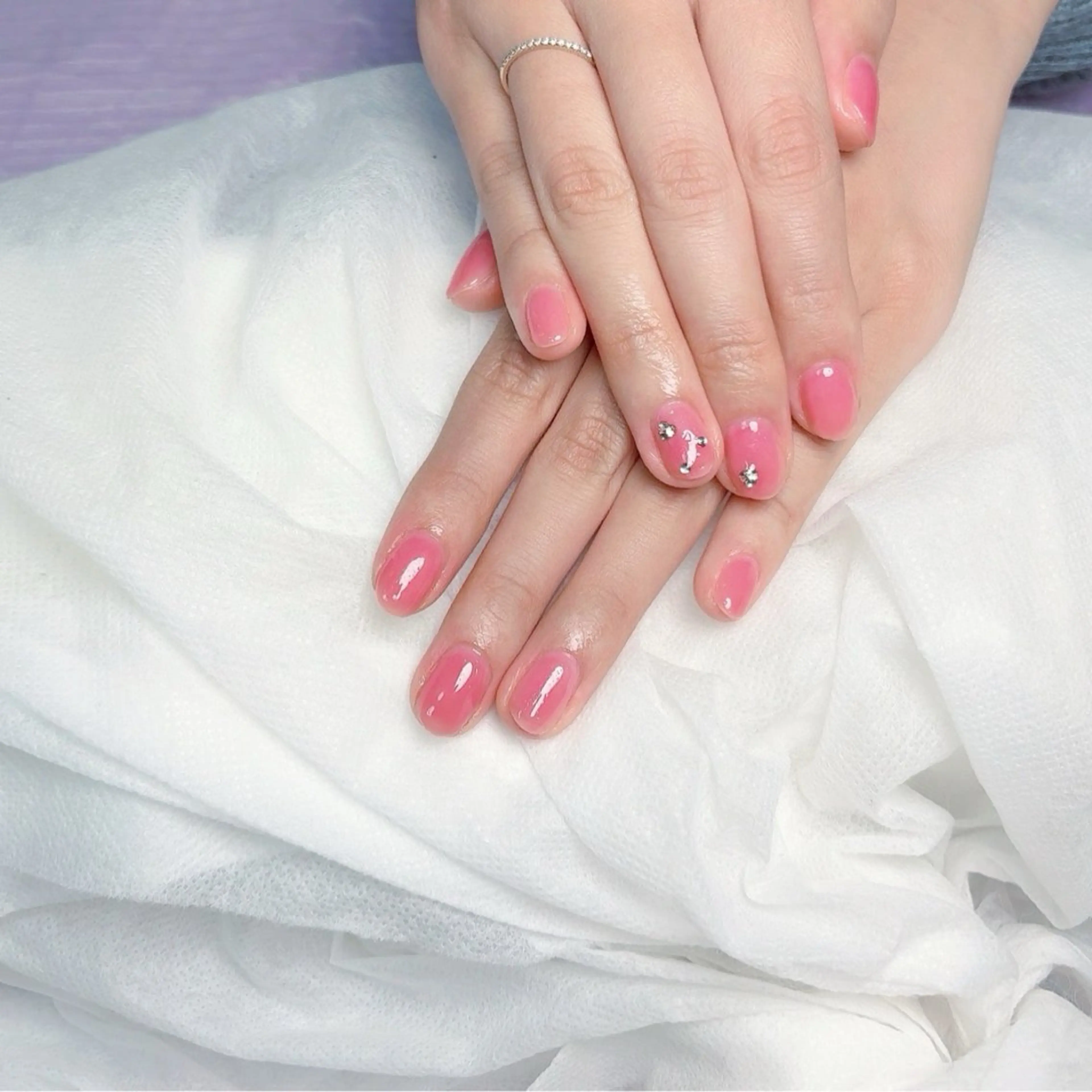 ネイル pink ladyサロン所属・べ にのネイルデザイン