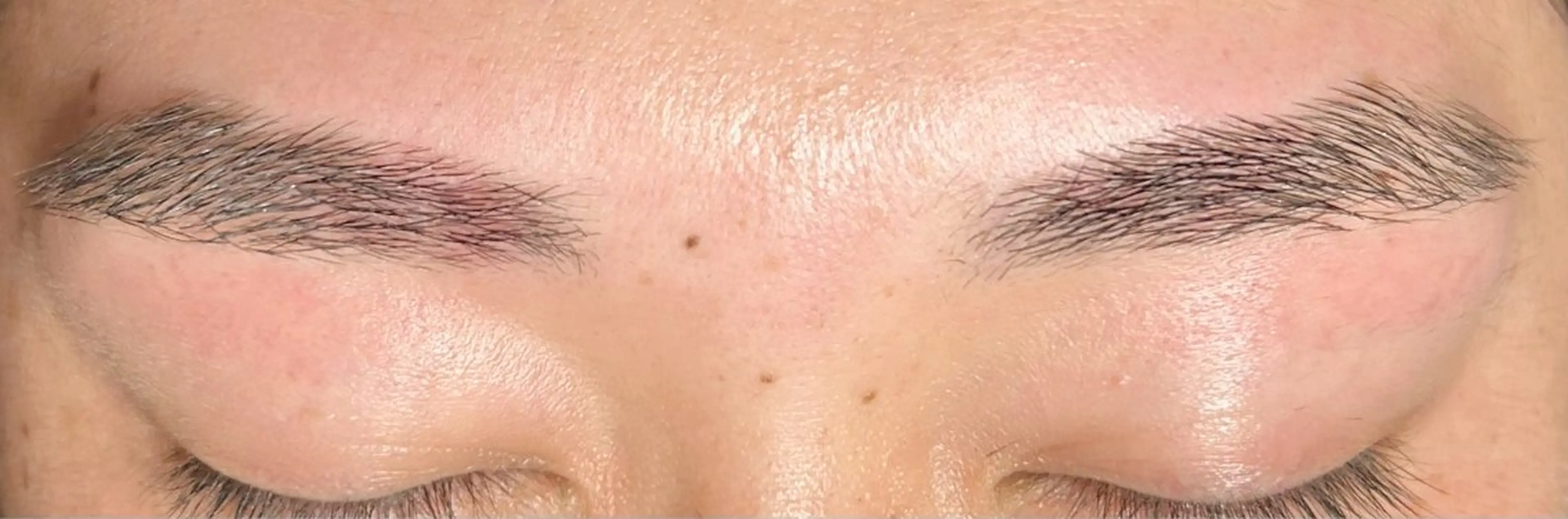 メンズ アイブロウ 眉毛ワックス脱毛 espice 弁天町所属・espice 弁天町 sasakiの眉毛・アイブロウイメージ