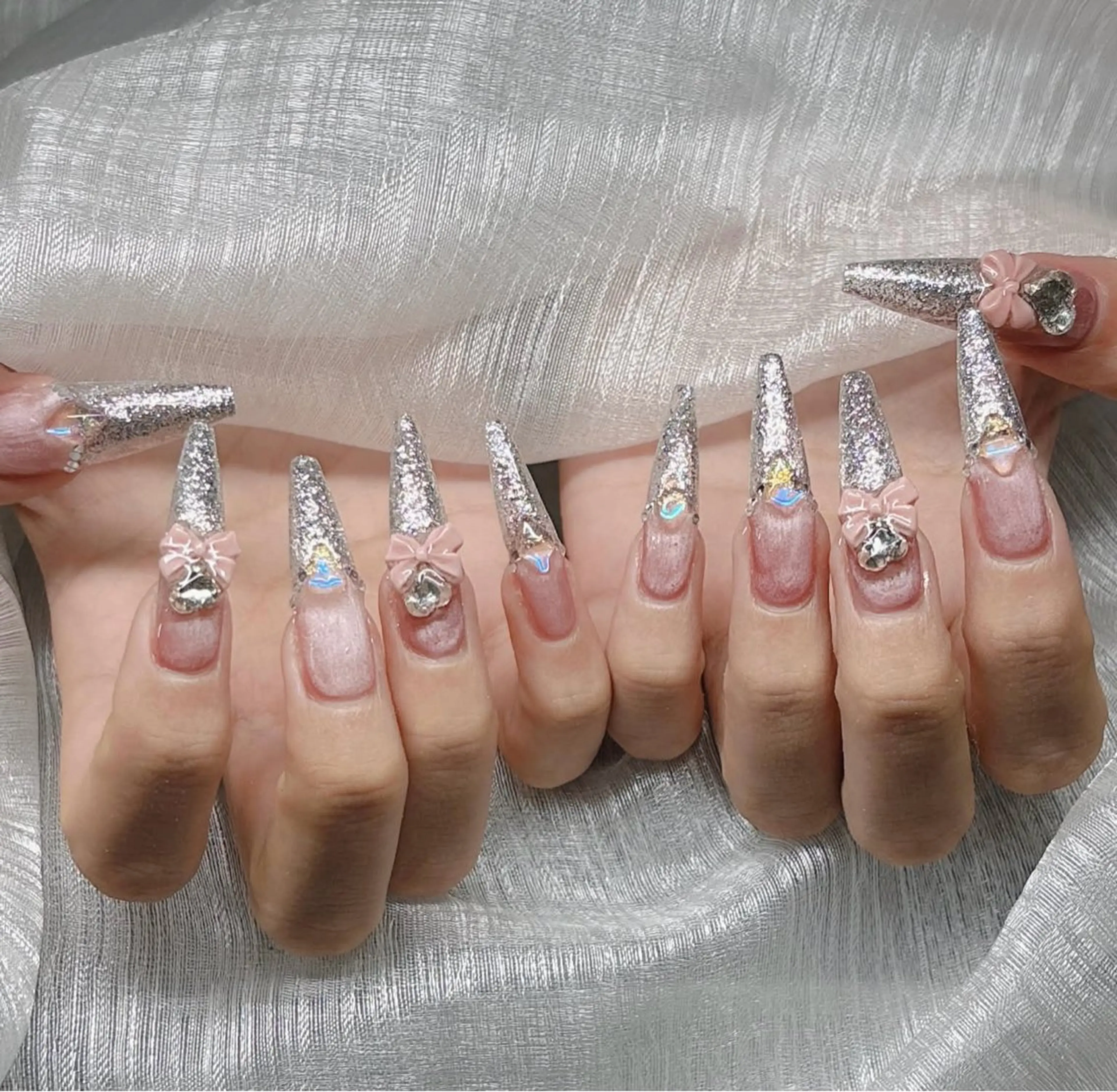 ネイル ハンドネイル Lee Nailsのネイルデザイン