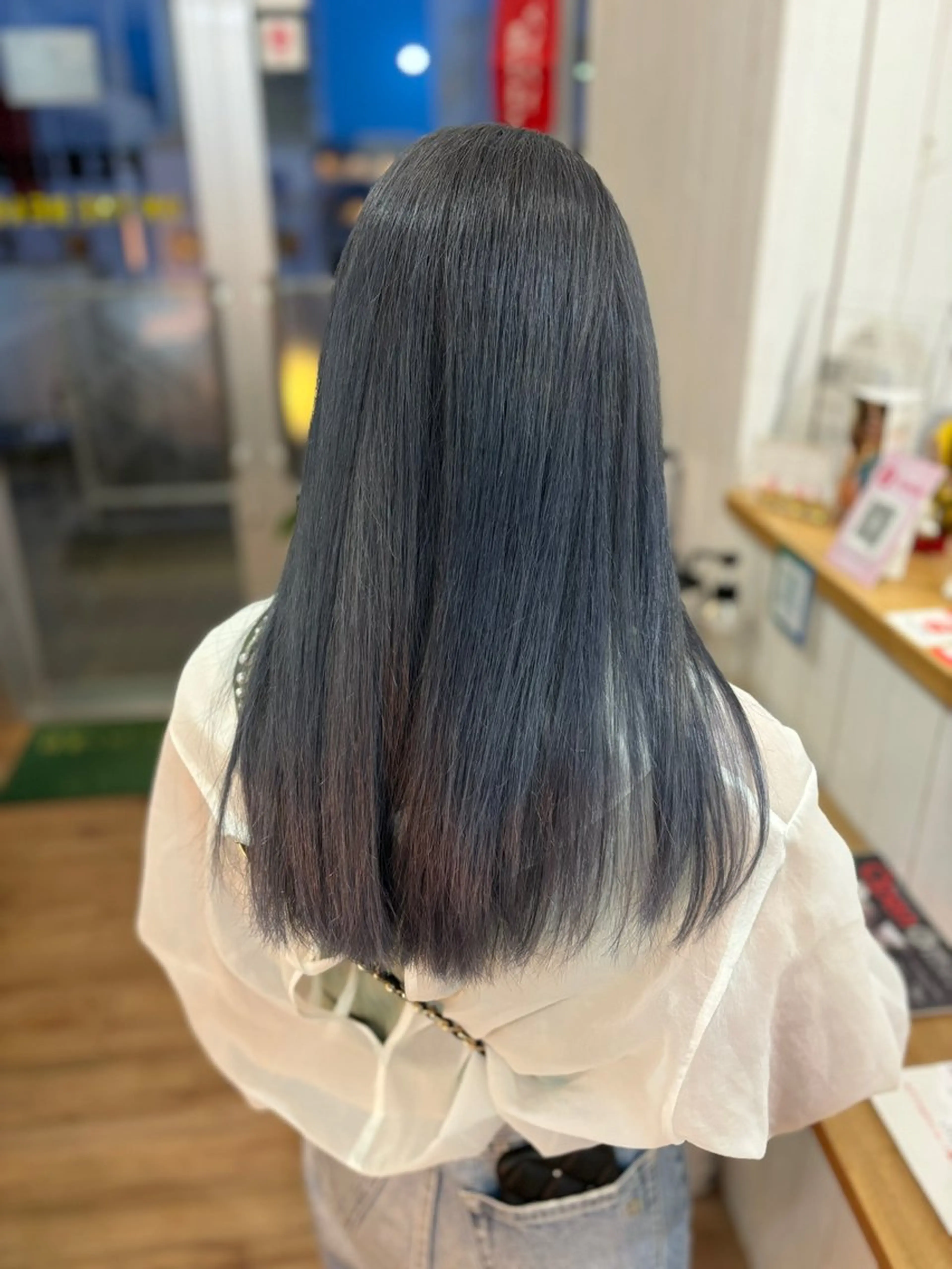 ロング カラー ブリーチ ブルーカラー ブルーグレー 永井大樹✨ 透明感カラー✨のヘアスタイル