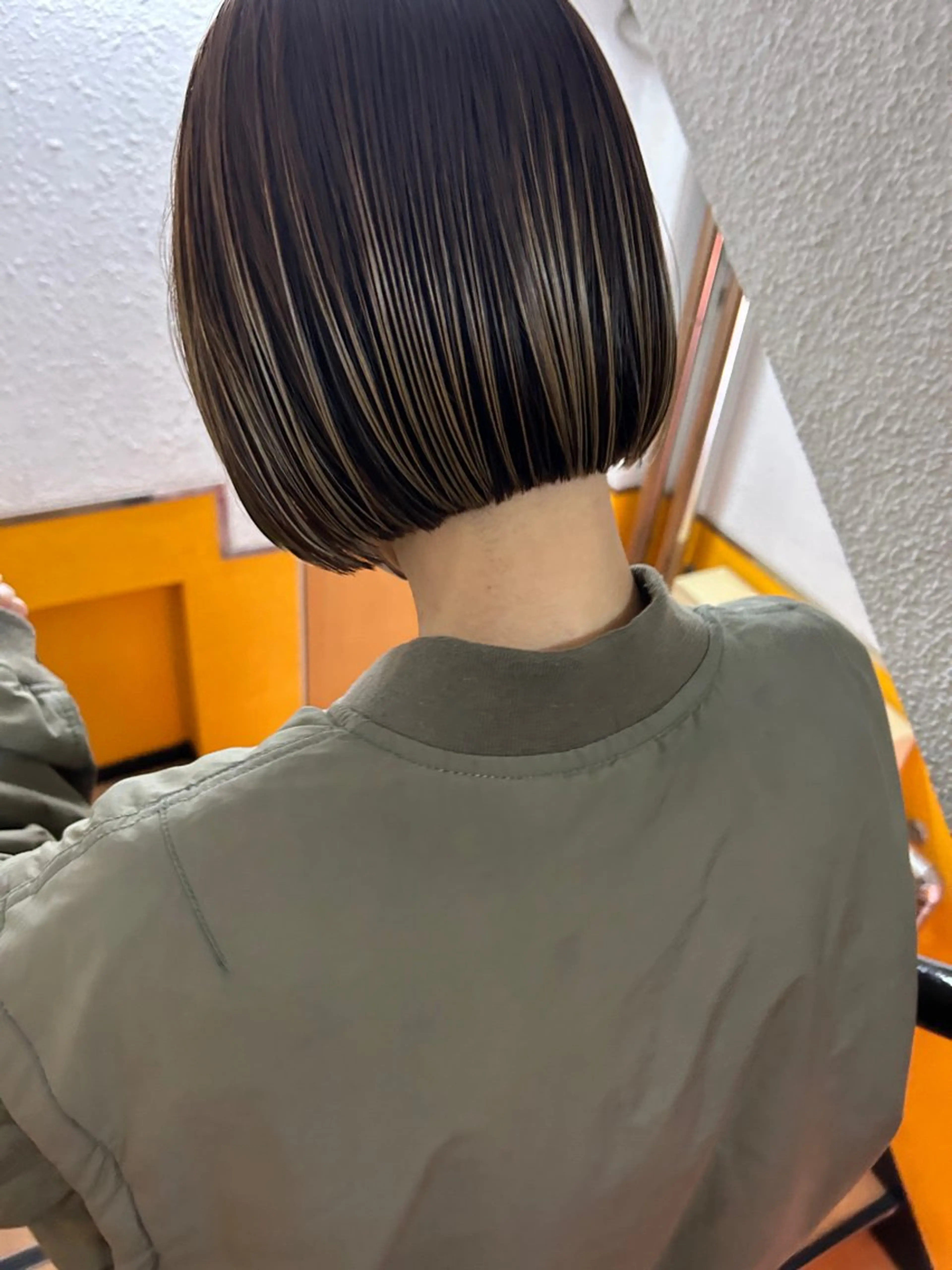 ショート カラー ハイライトカラー ハイライト カット ヘアカラー トリートメント さの あやねのヘアスタイル