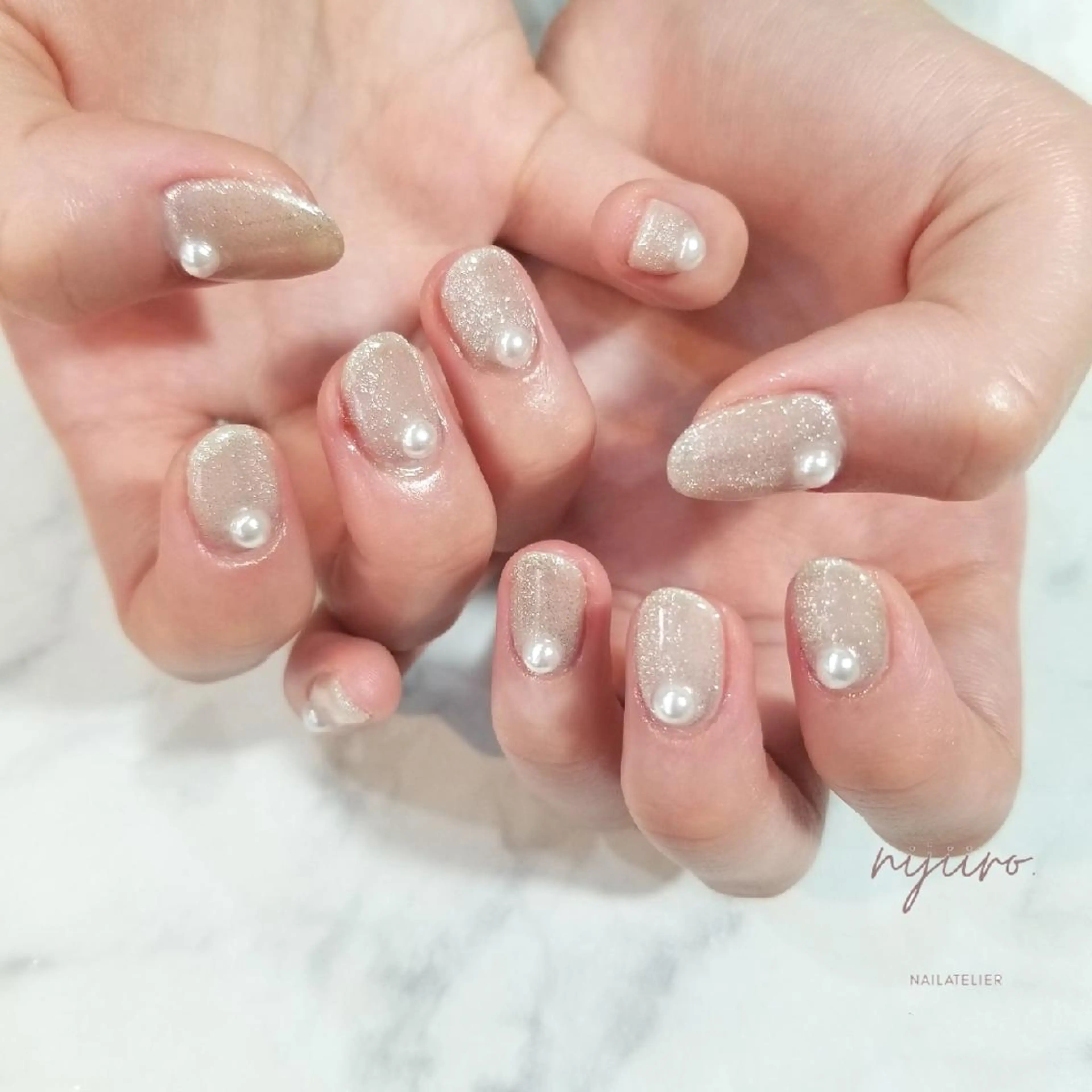ネイル マグネットネイル ハンドネイル nailatelier nijiiro.所属・nijiiro🌈 サトウのネイルデザイン