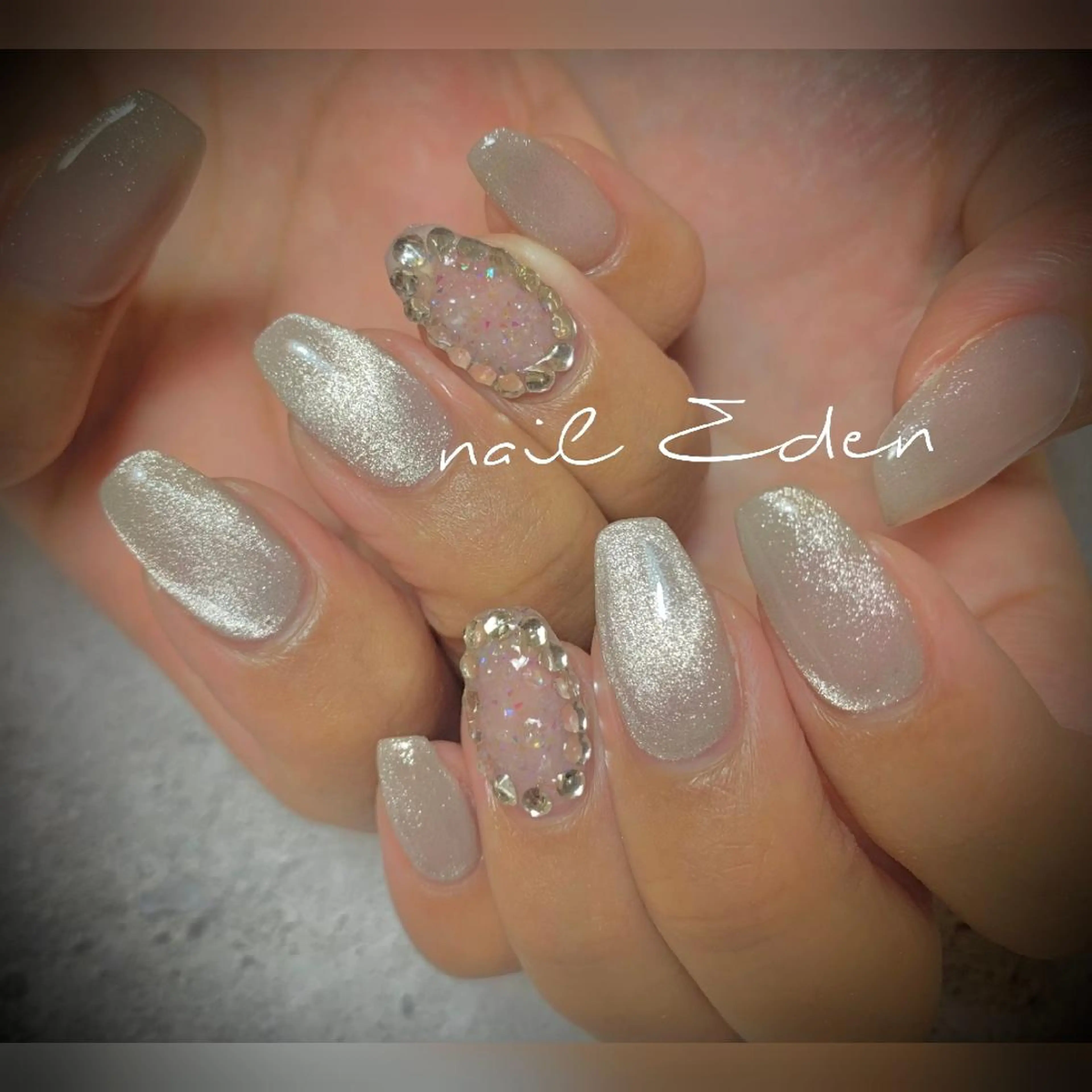 ネイル 韓国ネイル マグネットネイル 持ち込み ハンドネイル ハンドケア Eden　private nail saron所属・Eden ♾️のネイルデザイン