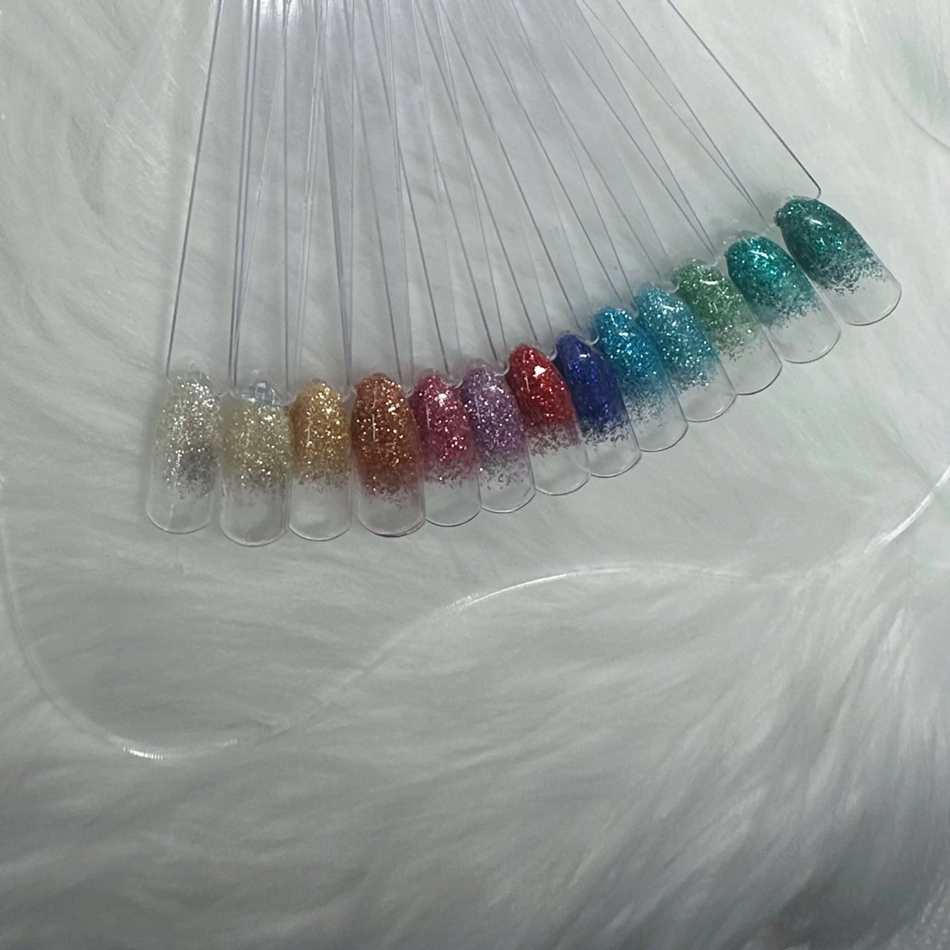 ネイル ラメ(グリッター) ラメグラデーション エリクサーネイル池袋 藤田のネイルデザイン