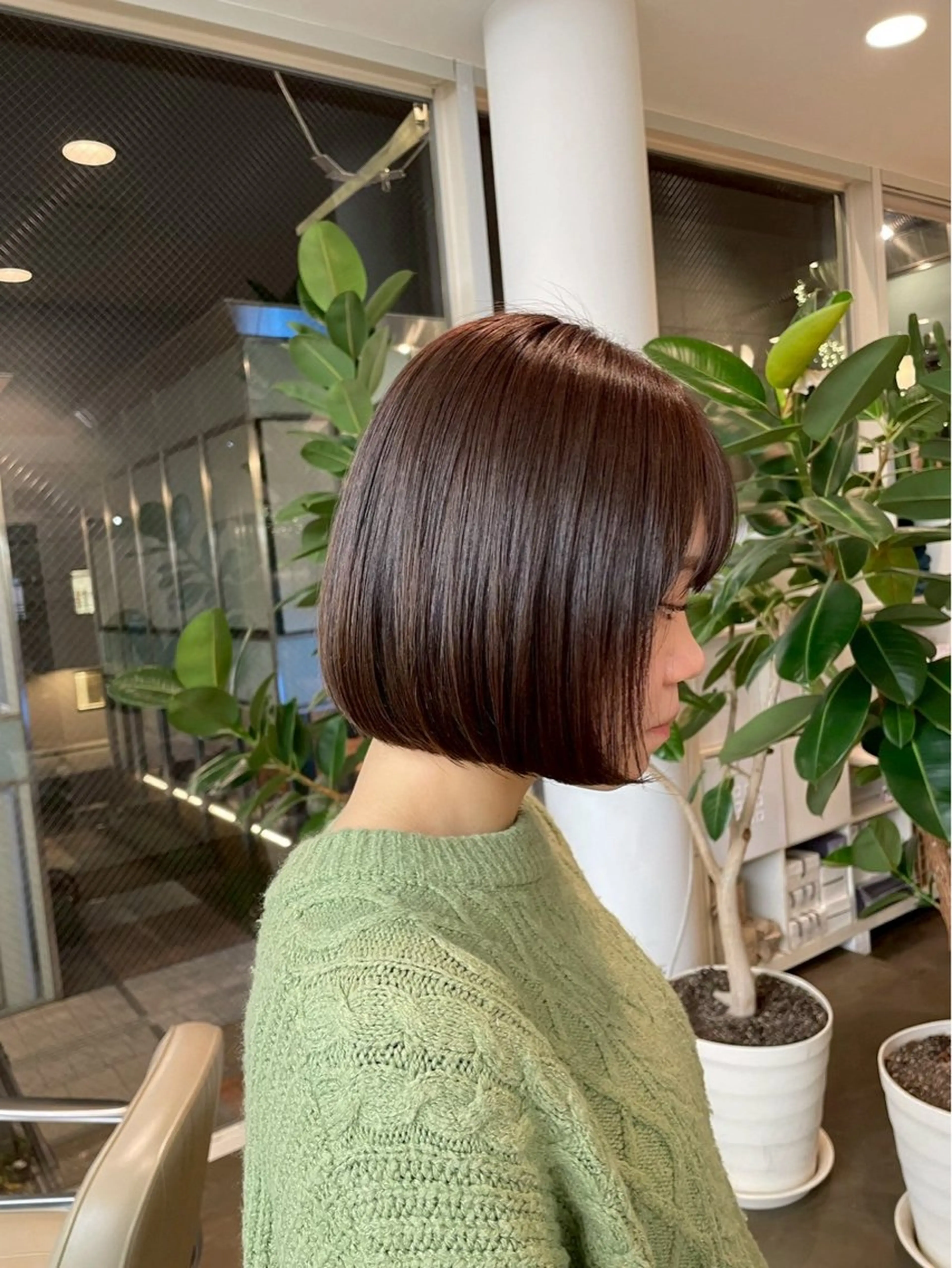 ショート 切りっぱなしボブ ボブ カット ヘアカラー トリートメント DIFINOaoyama所属・🎧ayaka/ボブ /透明感カラー🩵のヘアスタイル