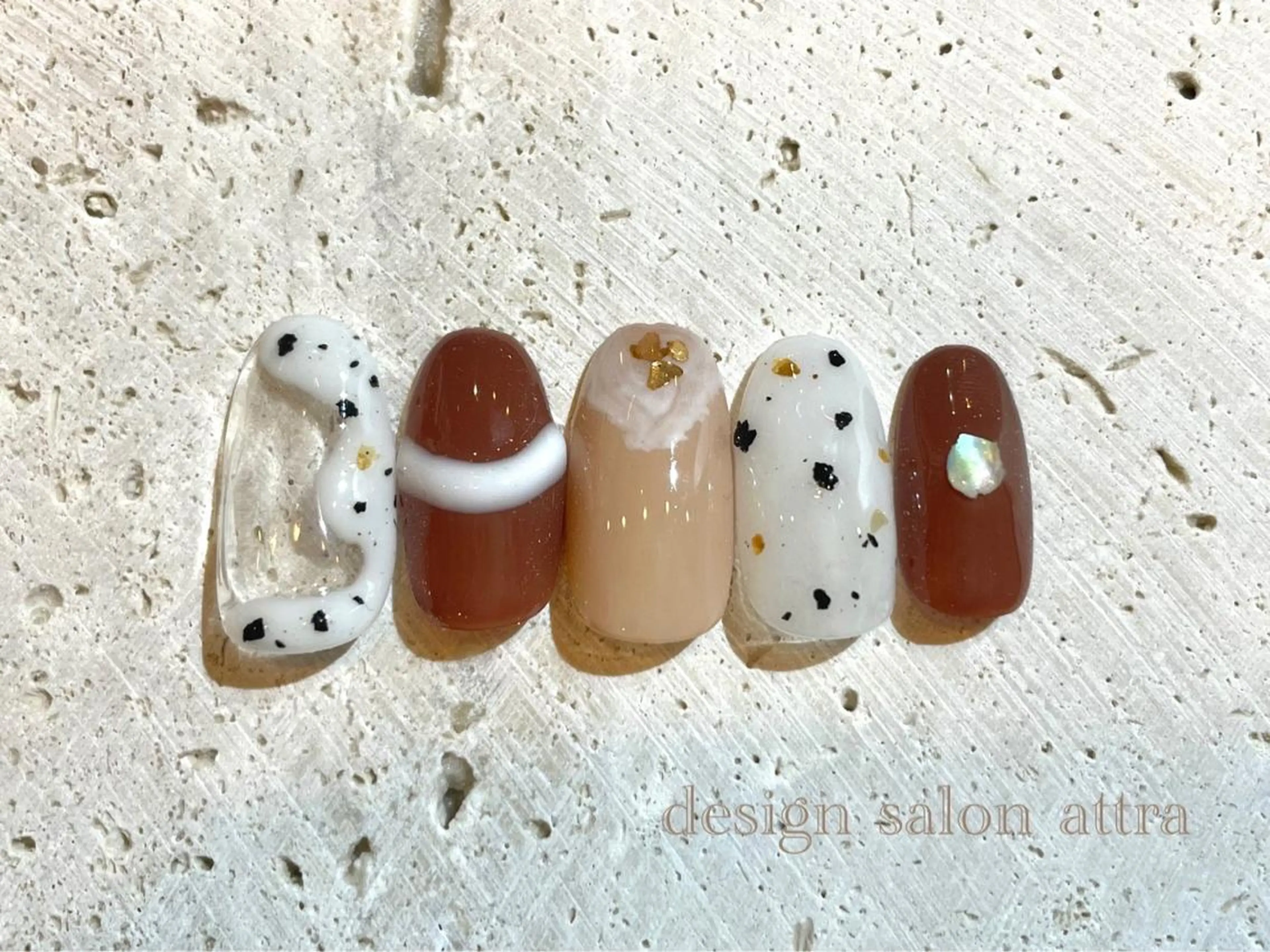 ネイル ハンドネイル 根津 綾子のネイルデザイン