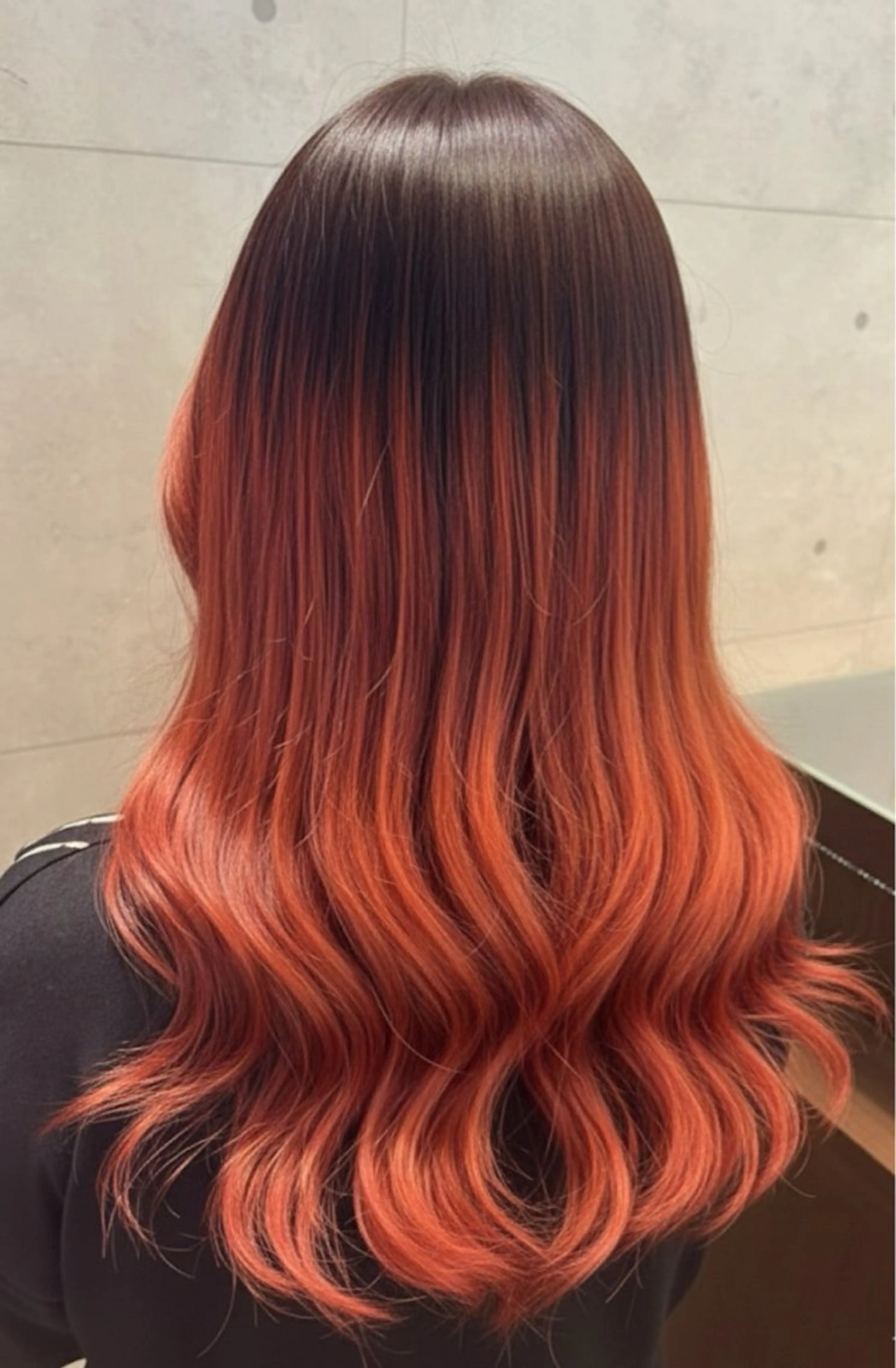 ロング カラー 青木 捺稀のヘアスタイル