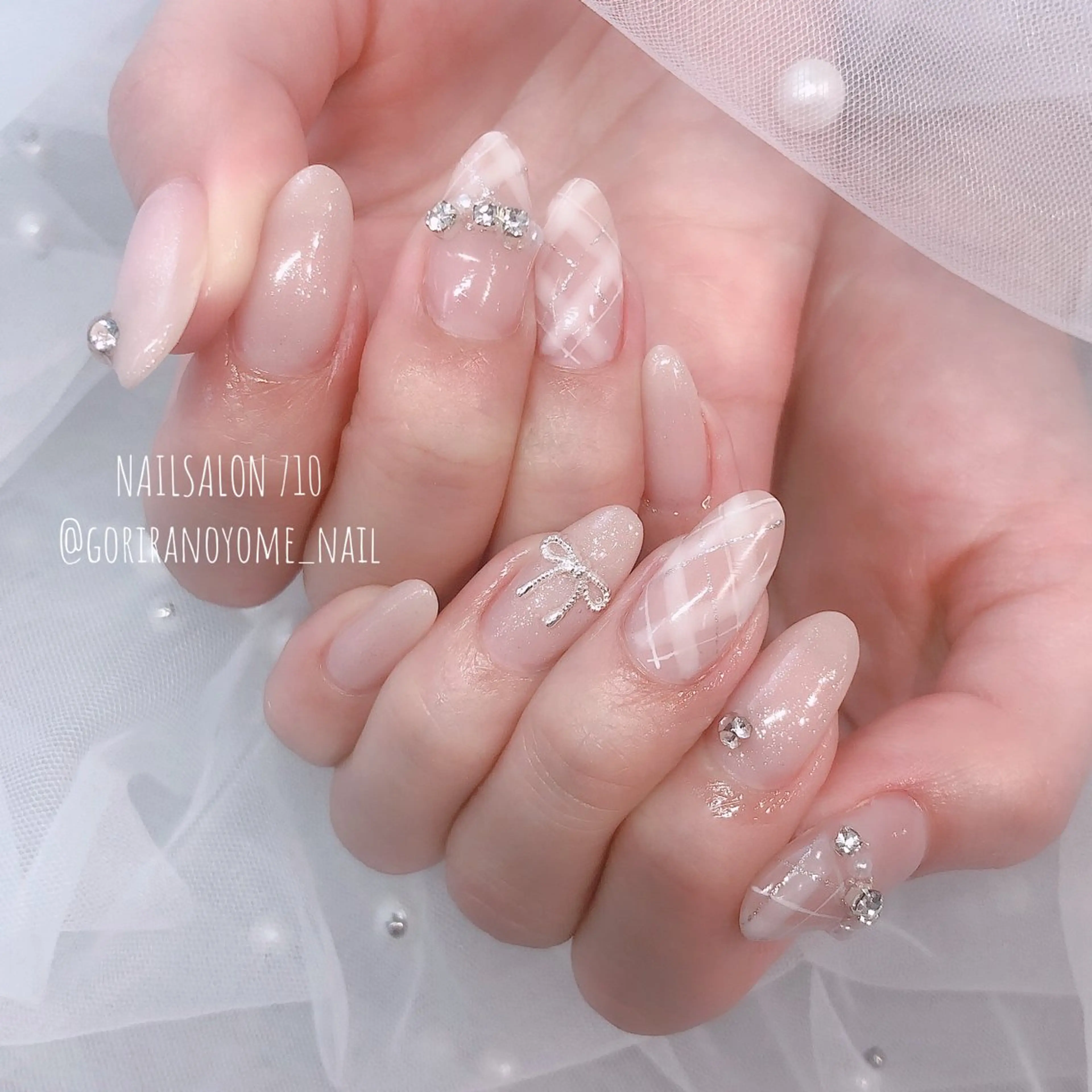 ネイル ハンドネイル フットネイル ナナイチゼロ I.Naoのネイルデザイン