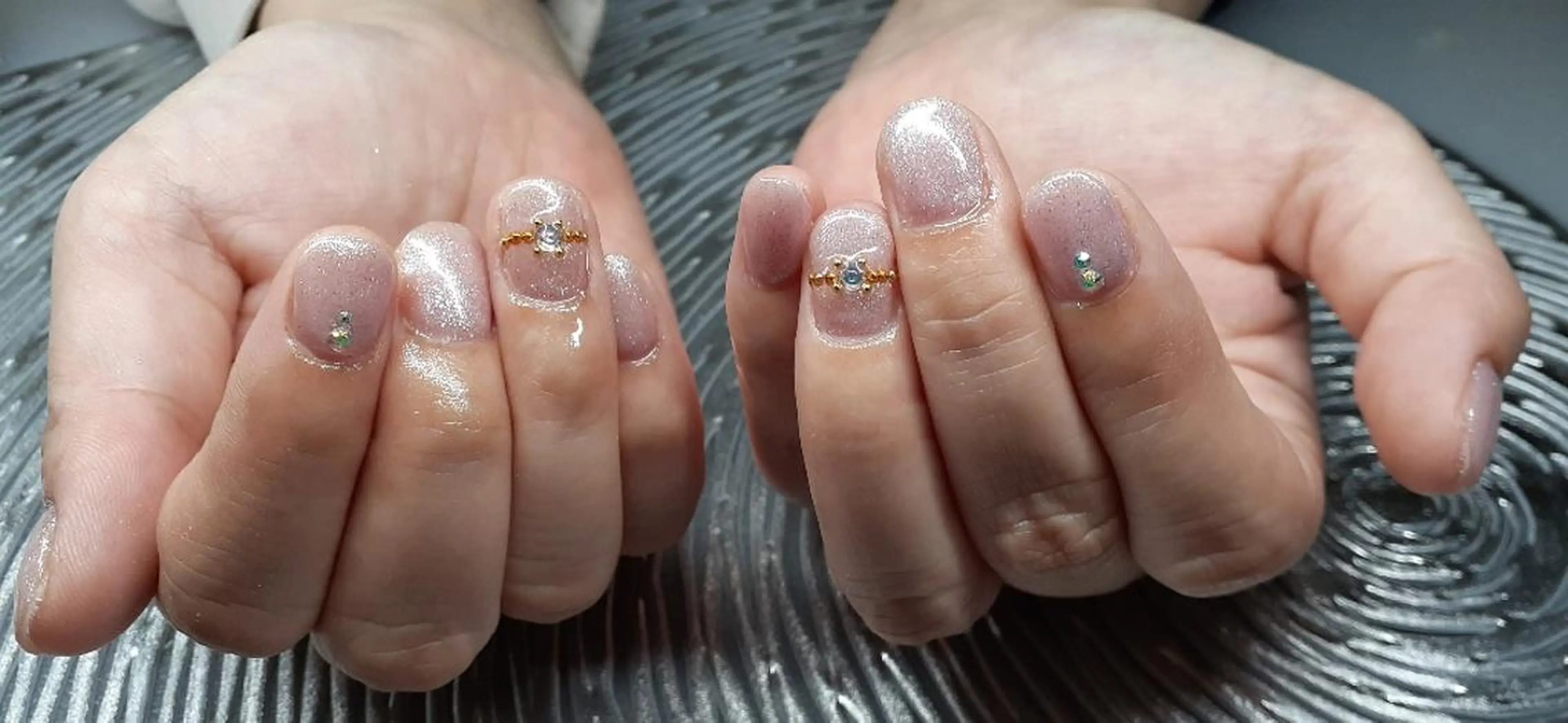 ネイル 大島 さやかのネイルデザイン