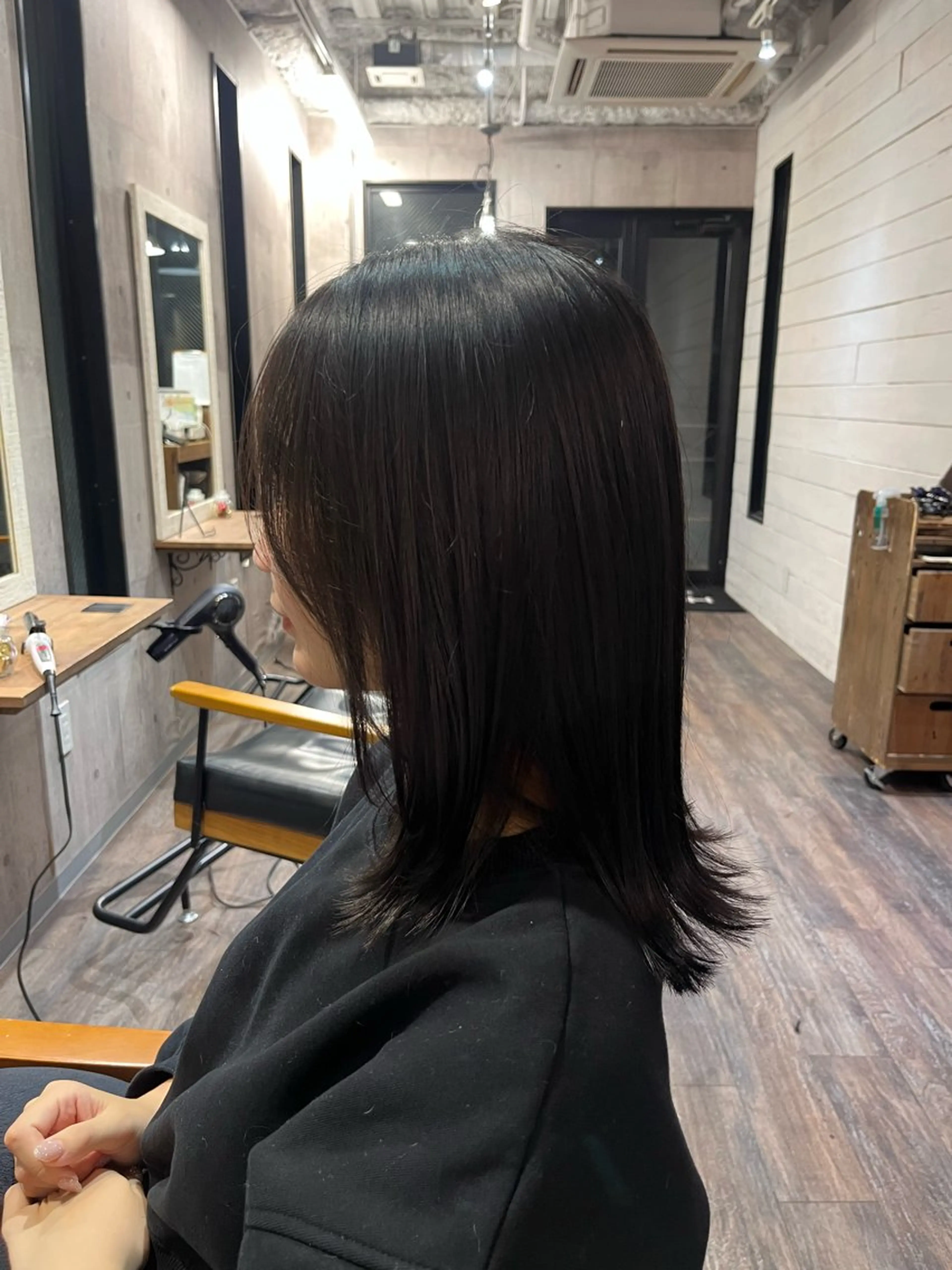 ミディアム HUGyokohama所属・🦨🌼 aoi🌼のヘアスタイル