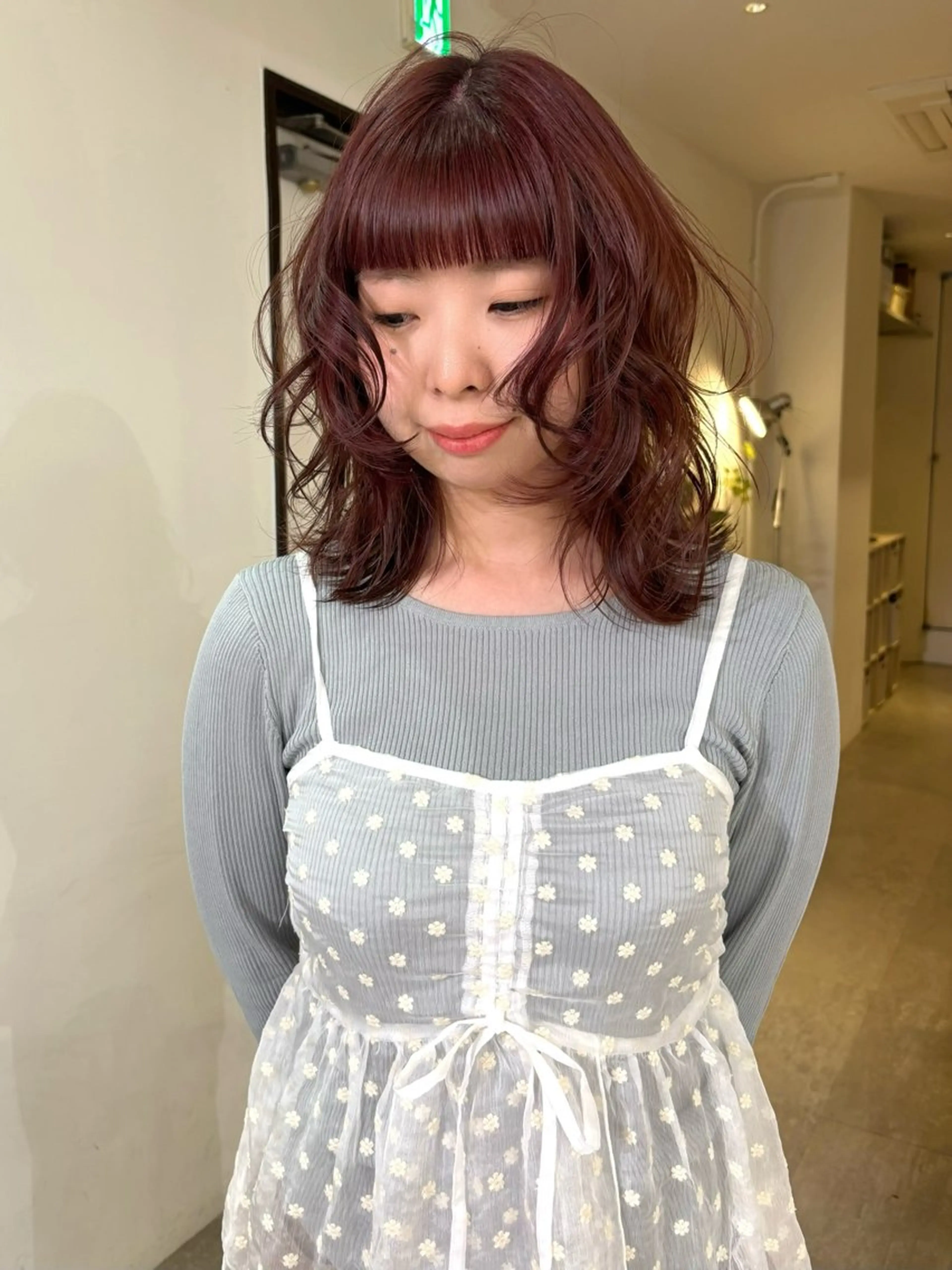 ミディアム カラー ブリーチ ダブルカラー ブリーチなしカラー オン眉 カット ヘアカラー mizuki/ピンク ベージュ.レイヤーのヘアスタイル