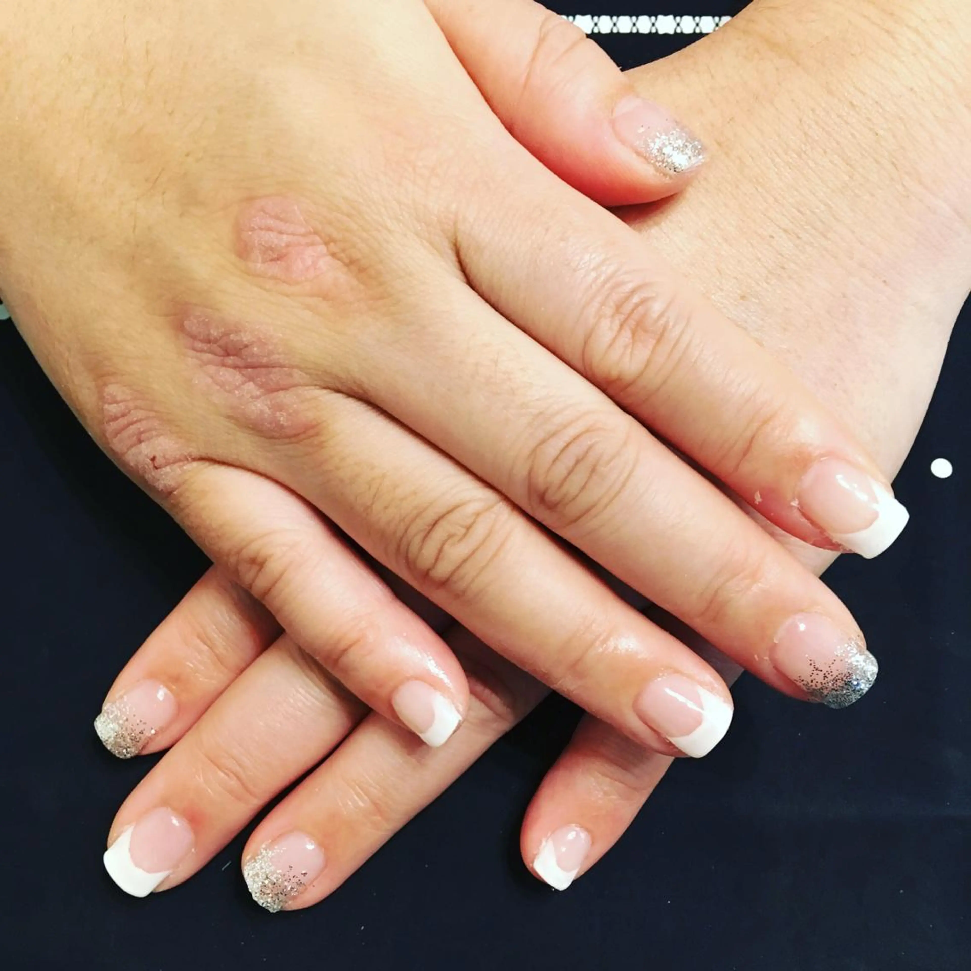 ネイル フレンチネイル ハンドネイル 🌈KANÅKO 🌈のネイルデザイン