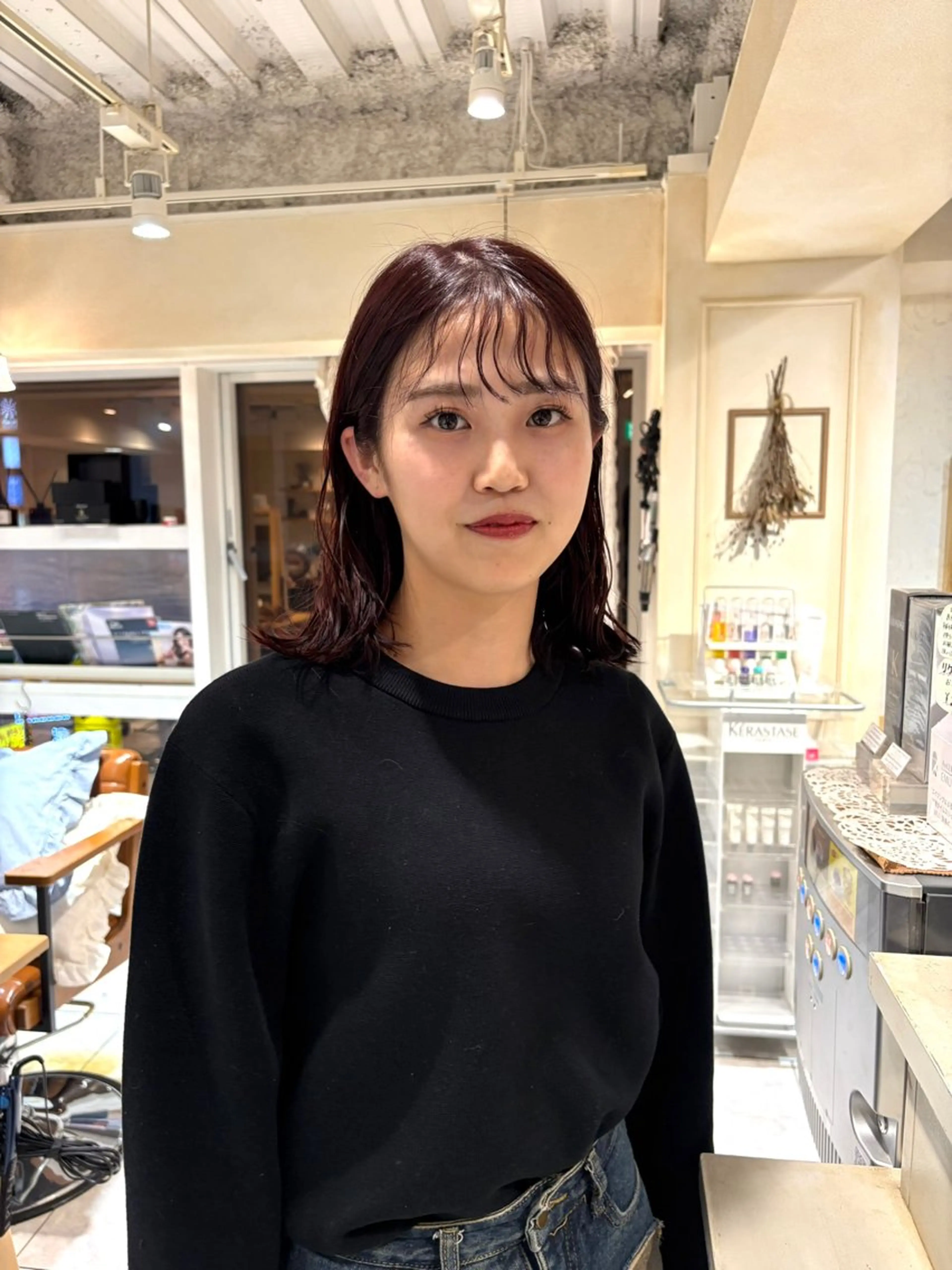 カラー 清水 菜花のヘアスタイル