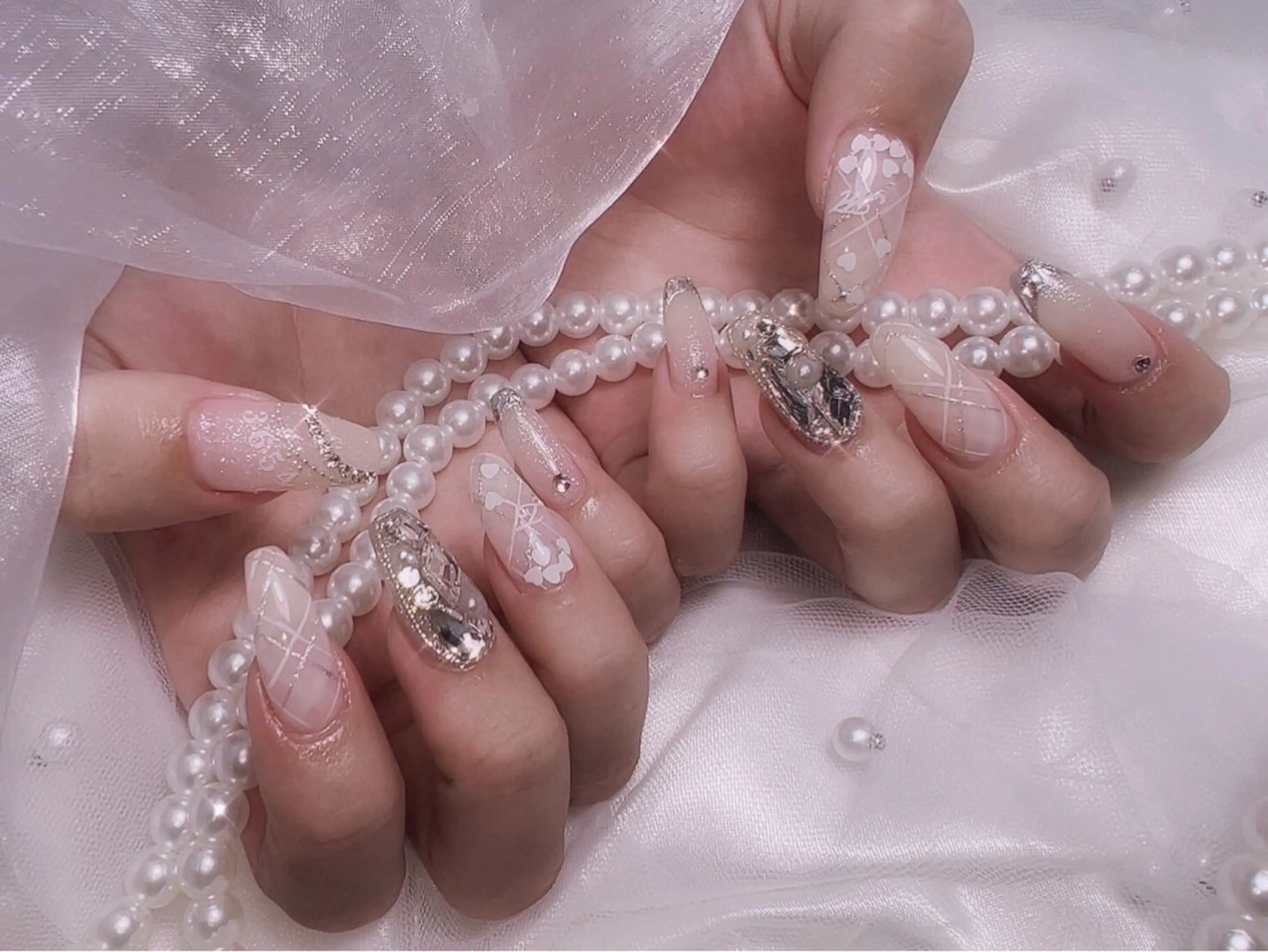 ネイル ハンドネイル emu enyaのネイルデザイン