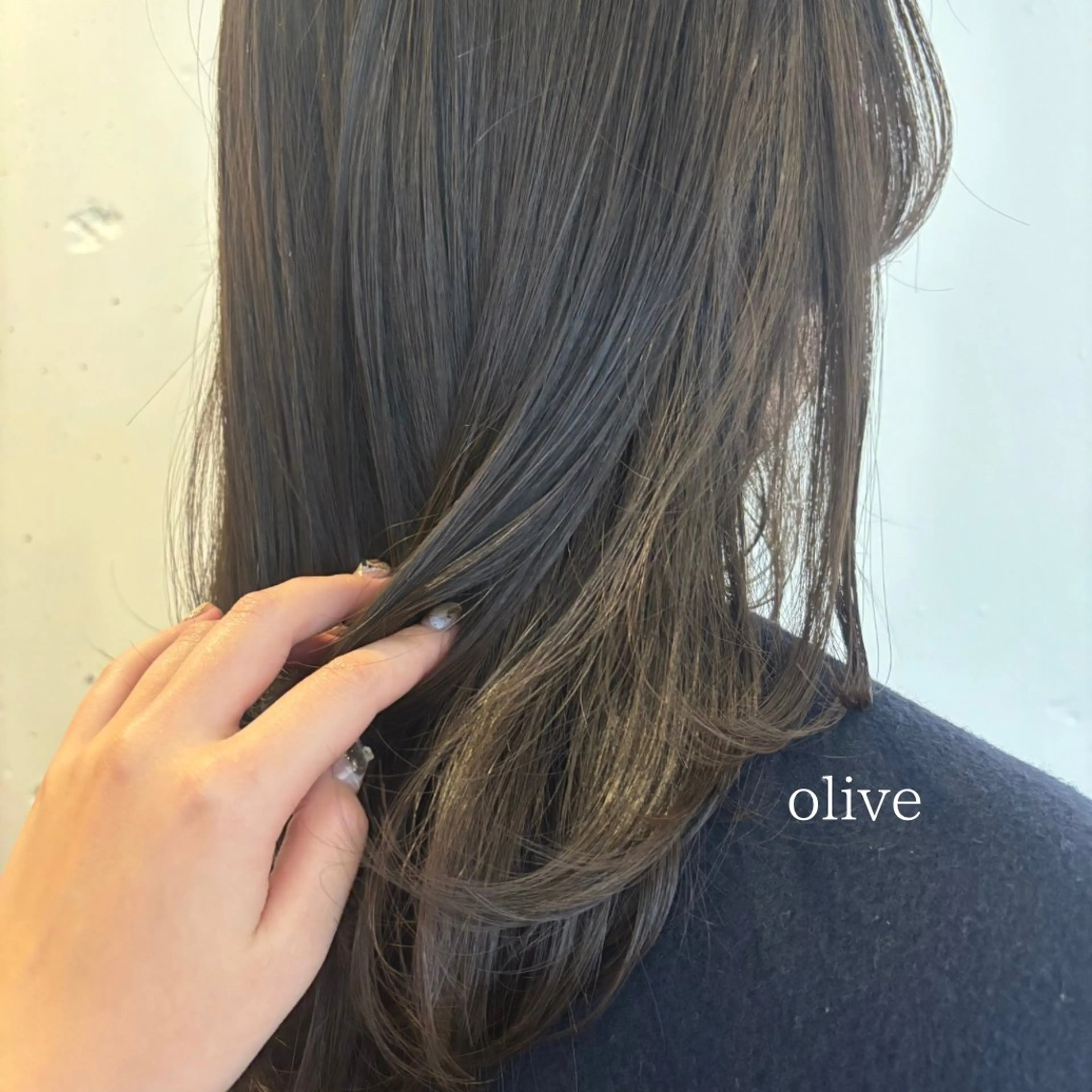 セミロング 透明感カラー/髪質 改善 YUKAのヘアスタイル