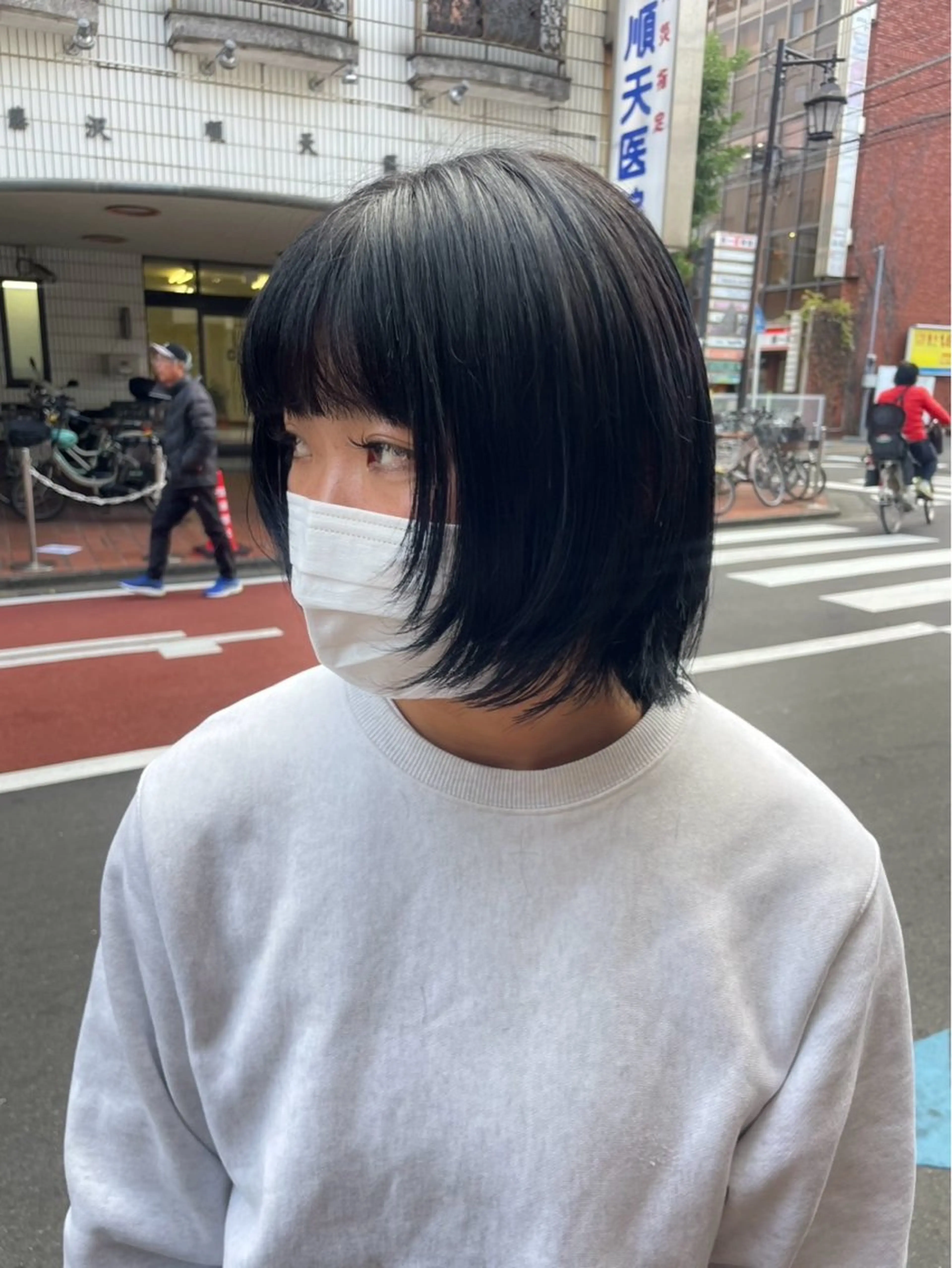 ショート カラー ボブ 顔周りカット レイヤーカット カット ヘアカラー ナチュラルヘア🫧 ナナミのヘアスタイル