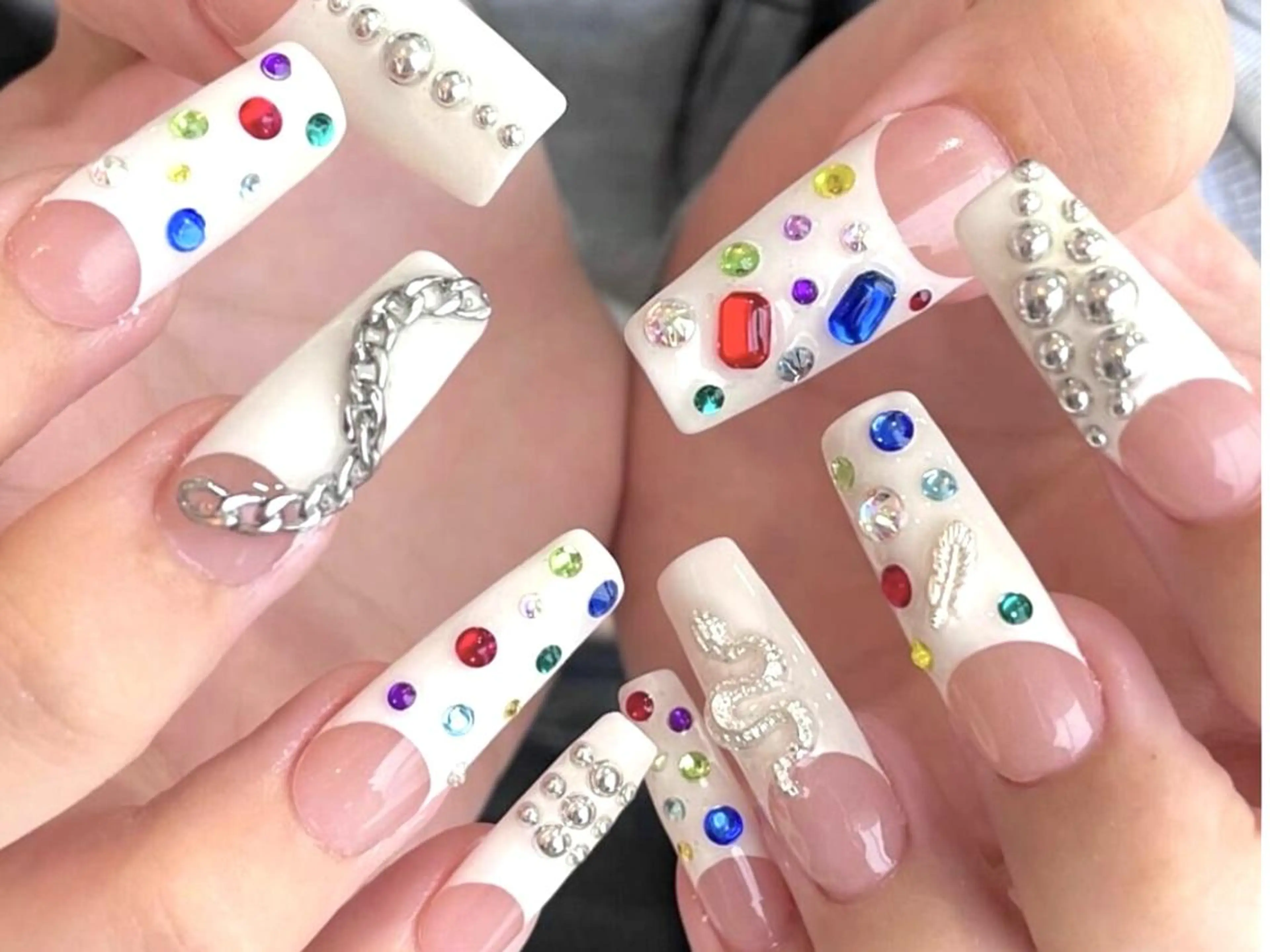 ネイル アートネイル 持ち込み 🦋y y Nail 🤍のネイルデザイン