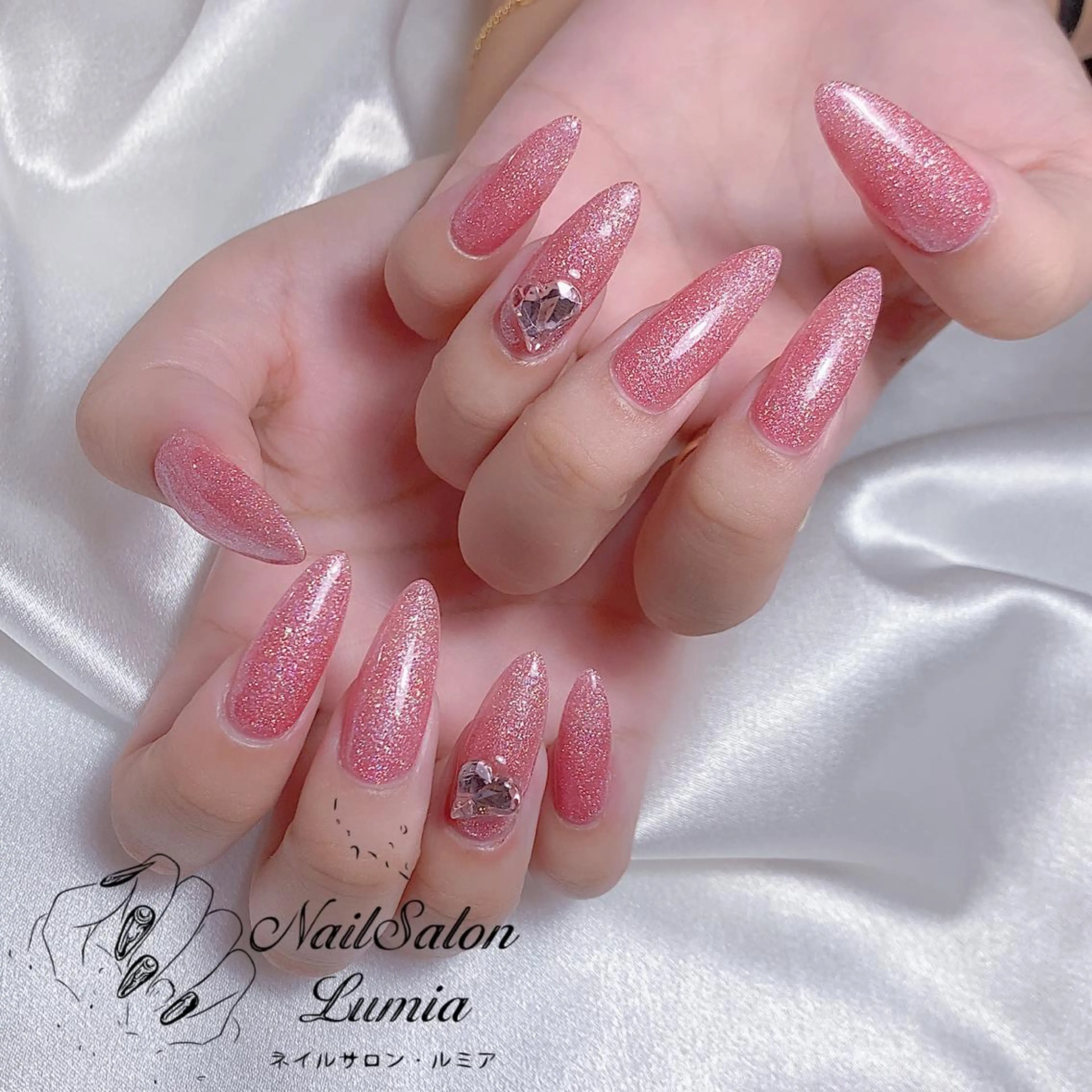 ネイル ハンドネイル ネイルサロン ルミア Lumia 店長のネイルデザイン