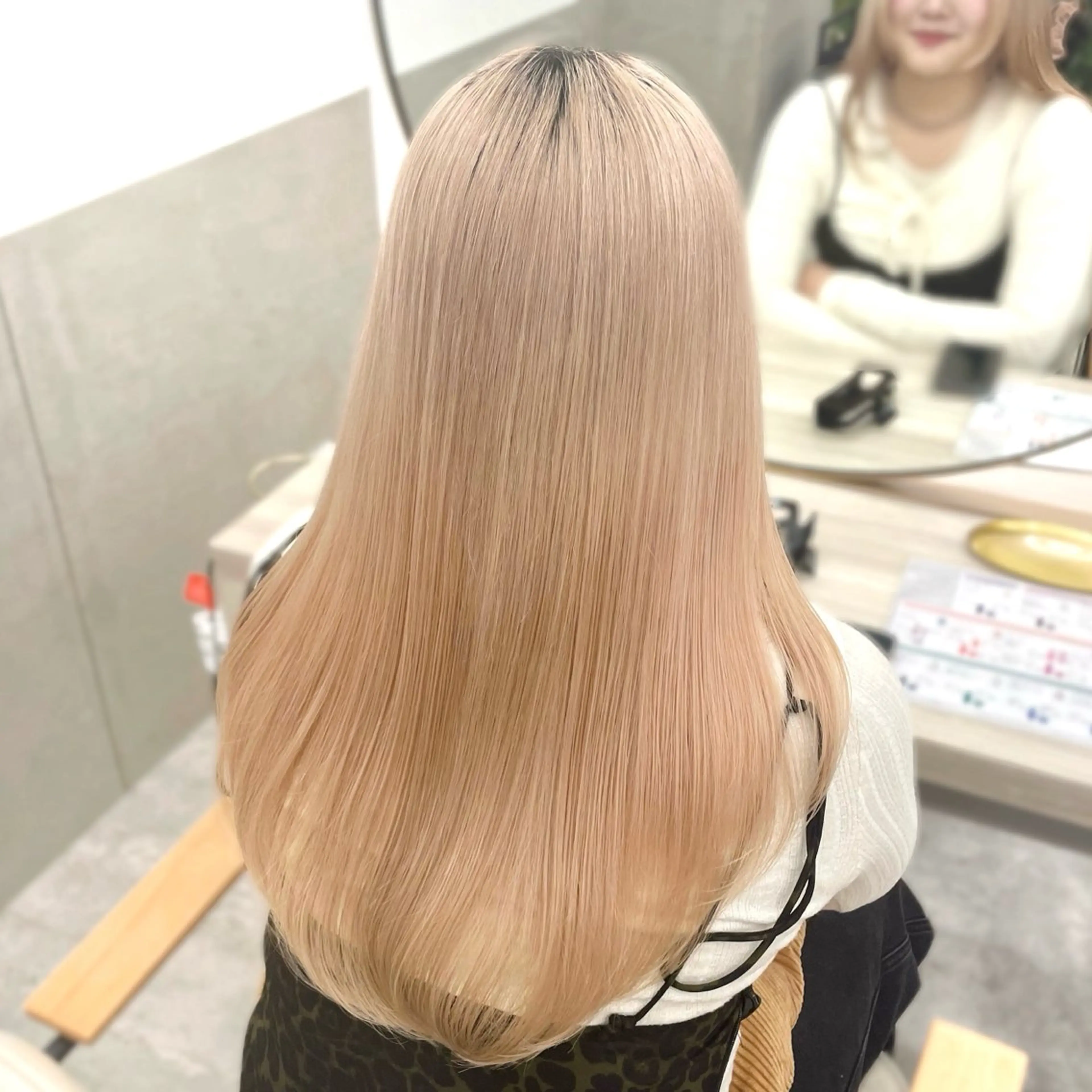 ロング 早田 華のヘアスタイル