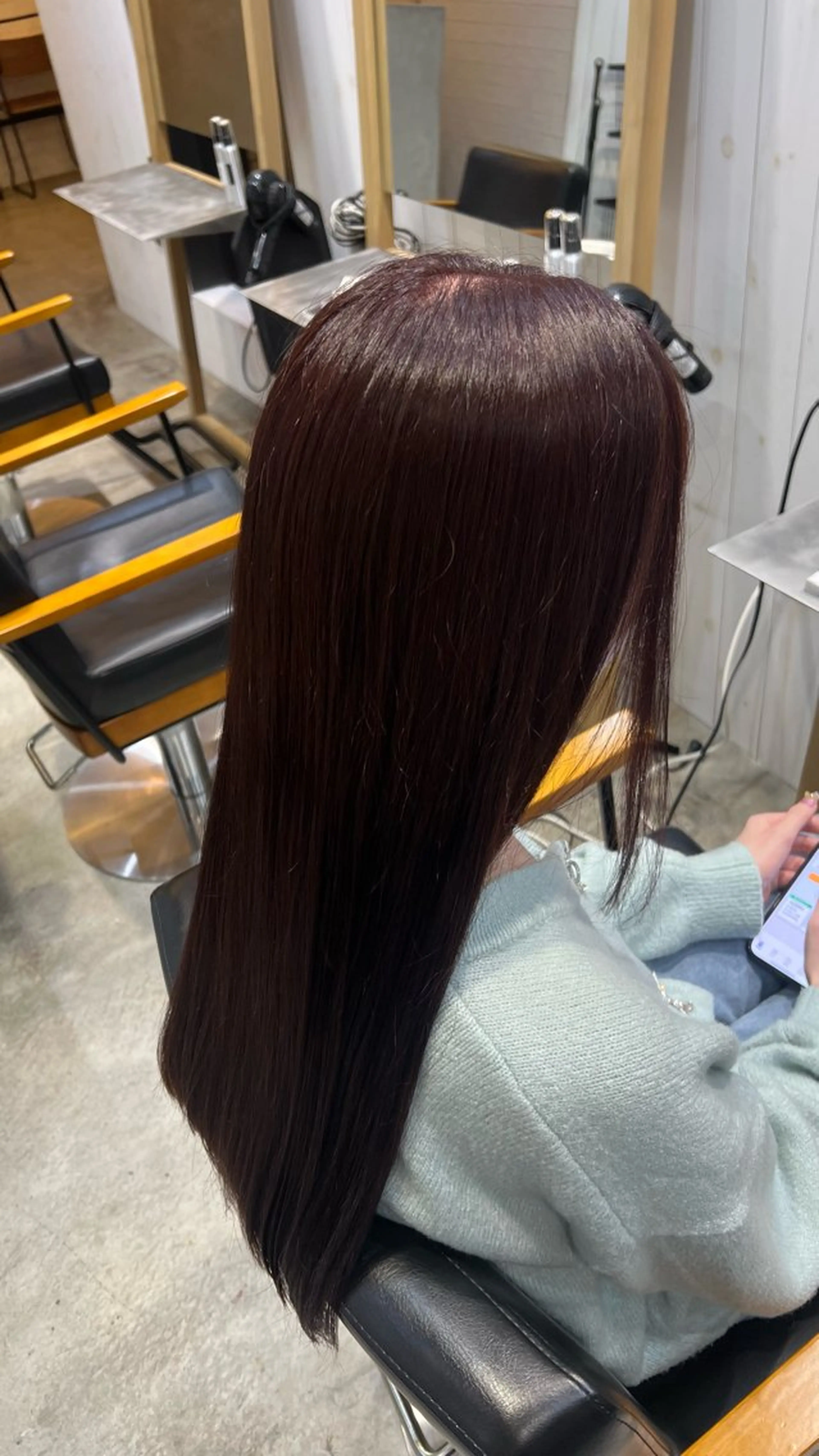 ロング ヘアカラー 髙橋 かなこのヘアスタイル