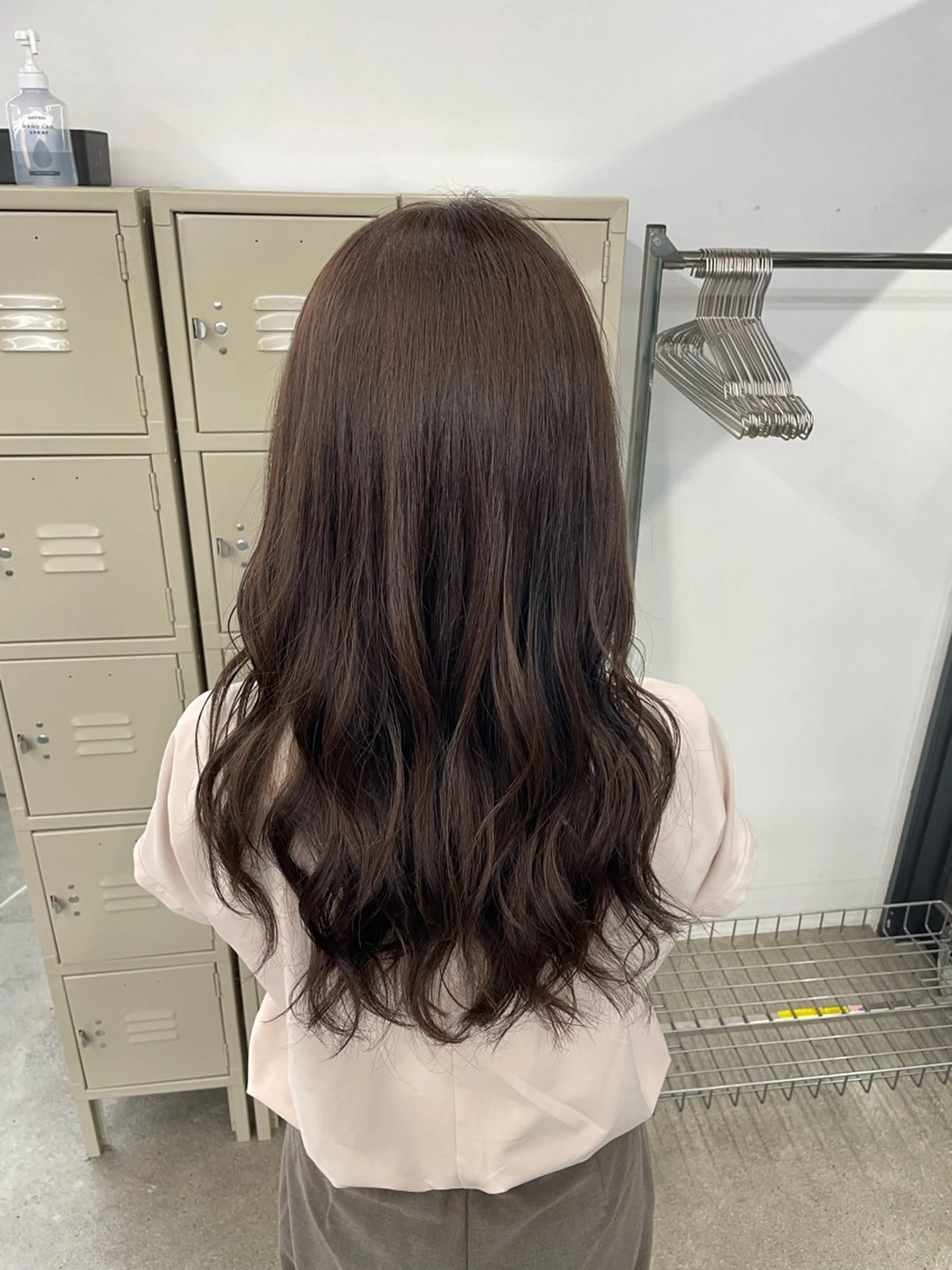 ロング カラー ブラウンカラー 透明感カラー 【お洒落パーマ】 Elme　肥塚康汰郎のヘアスタイル