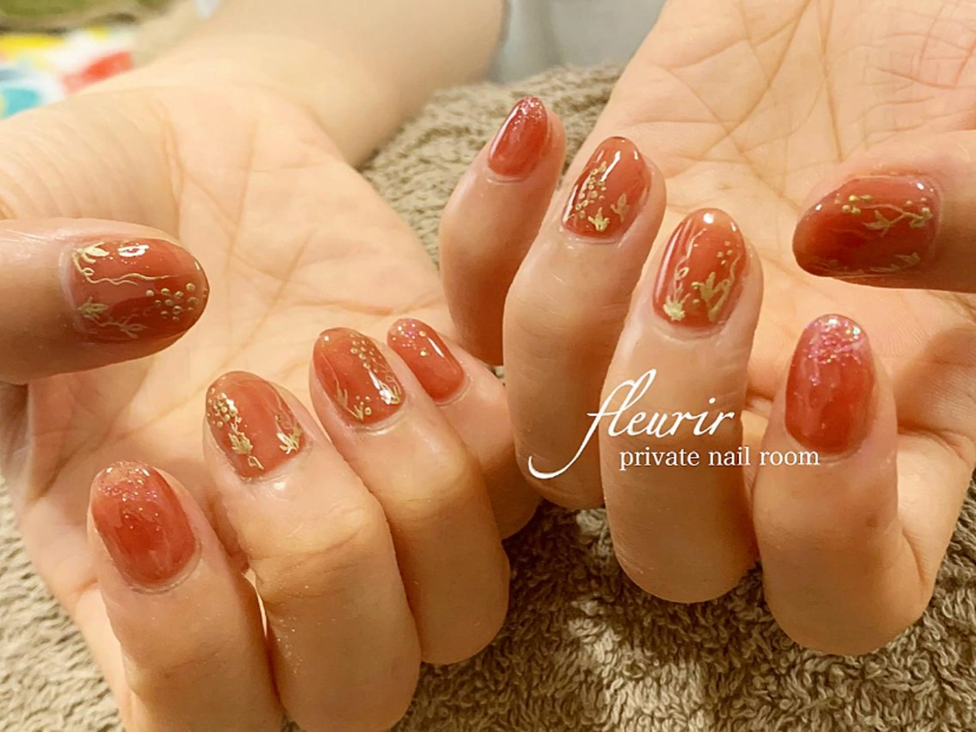 ネイル アートネイル オーロラネイル ラメ(グリッター) ピンク フルリール 【プライベートサロンのネイルデザイン