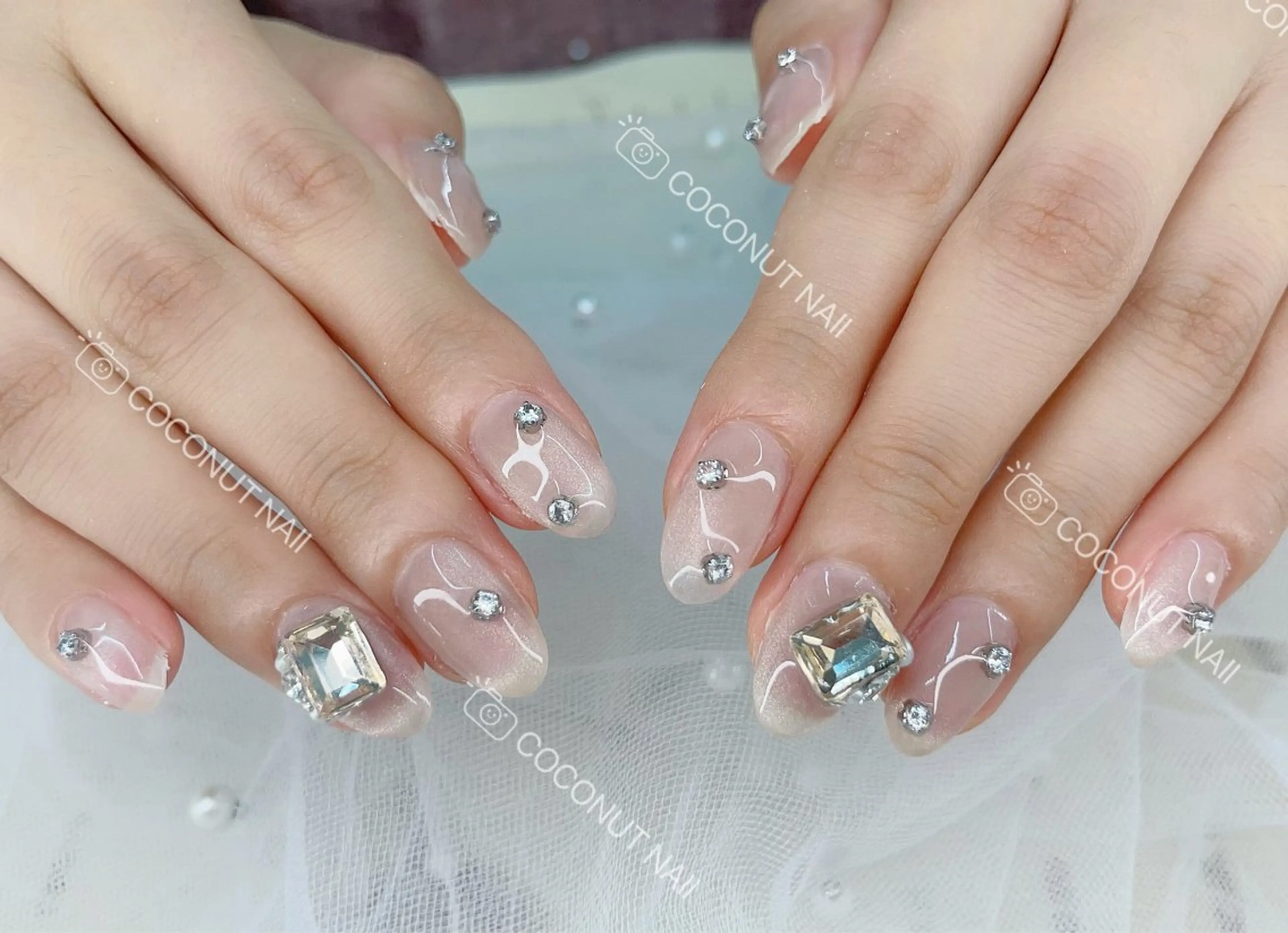 ネイル ハンドネイル 神田 ココナッツのネイルデザイン