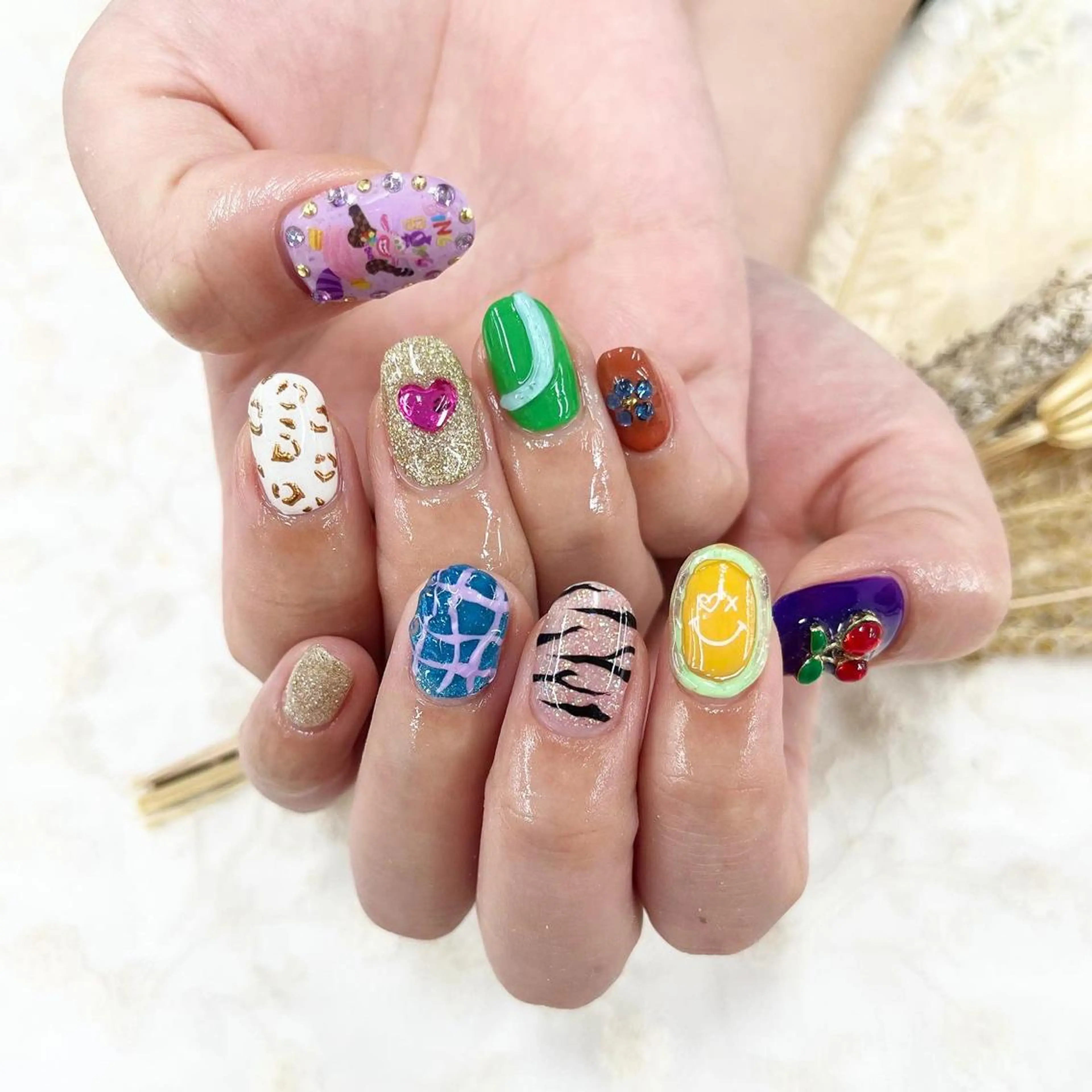 ネイル Basic町田本店 Suzunaのネイルデザイン