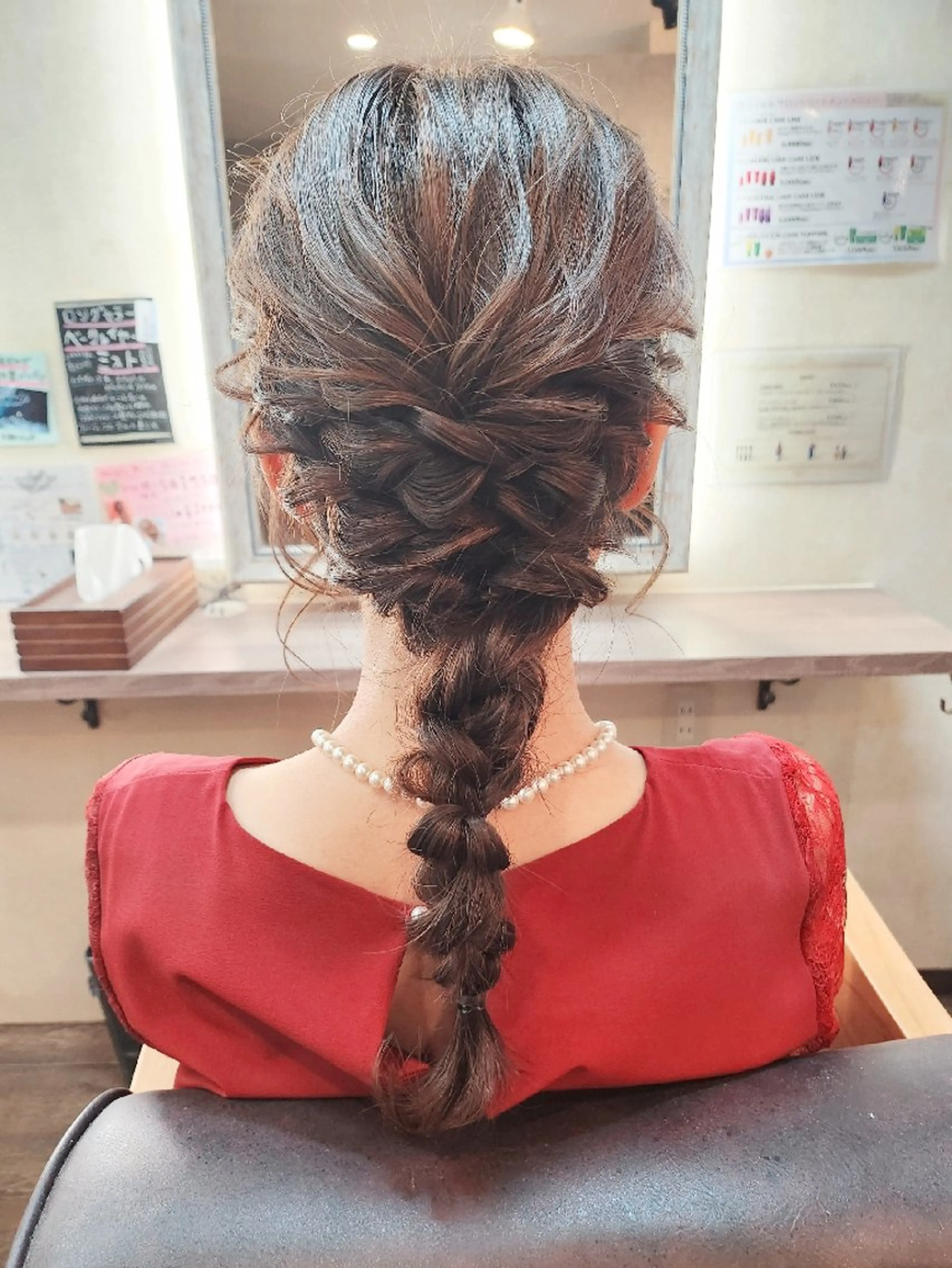 セミロング ヘアアレンジ ヘアセット 田井中 悠紀のヘアスタイル