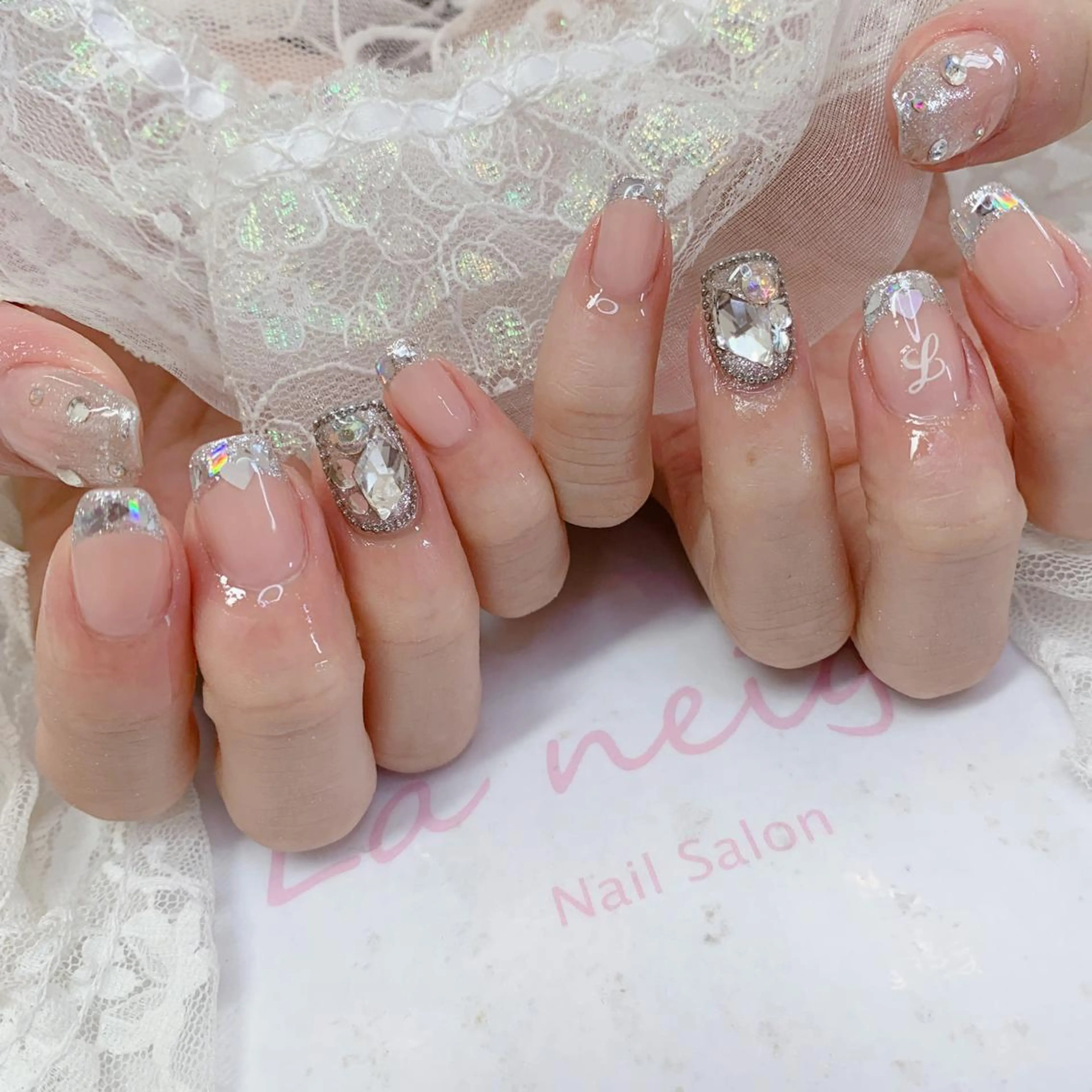 ネイル ハンドネイル La neige* yuki 🥯🍑のネイルデザイン