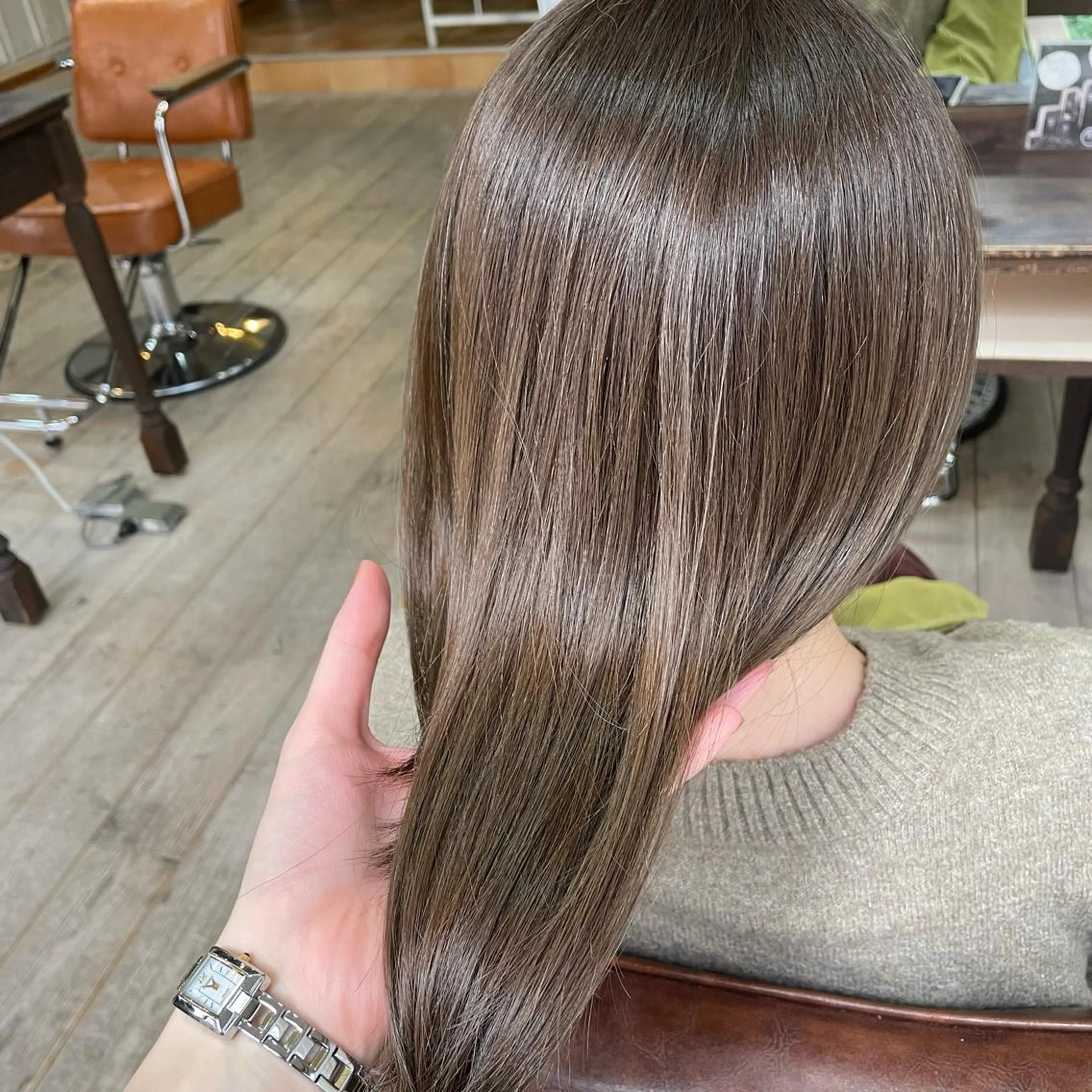 ミディアム カラー 透明感カラー 髪質改善☁️ ユイのヘアスタイル