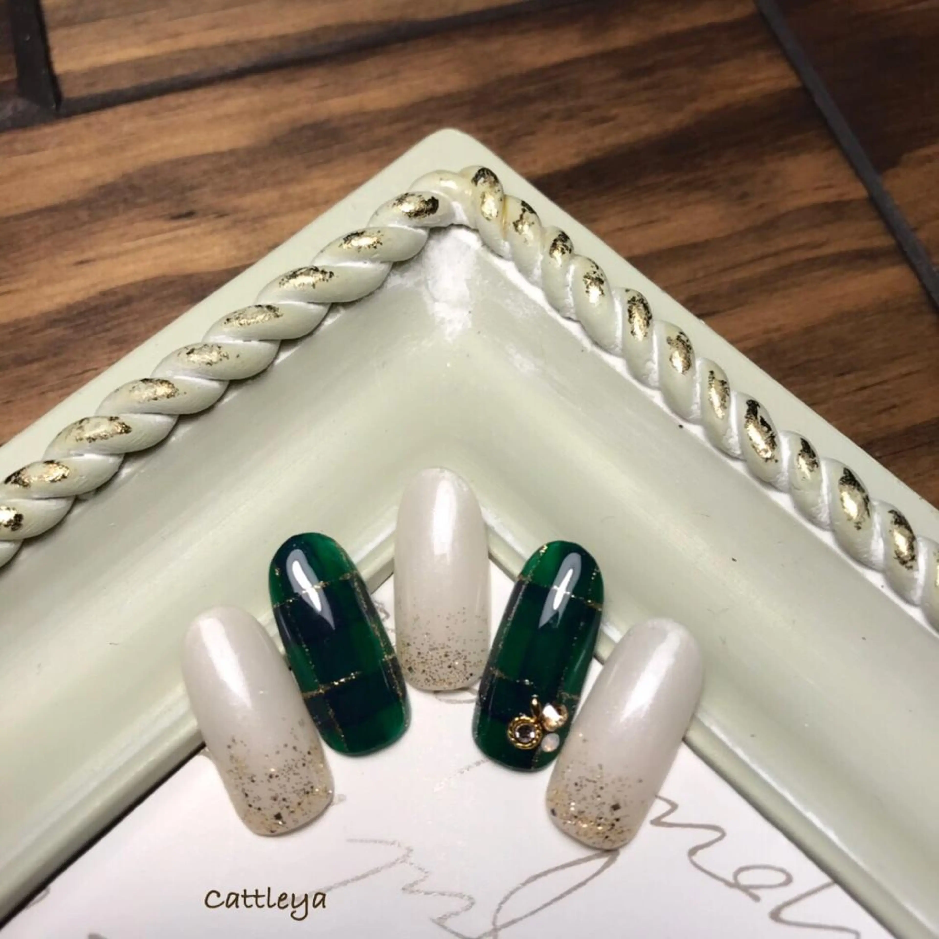 ネイル Cattleya meguのネイルデザイン