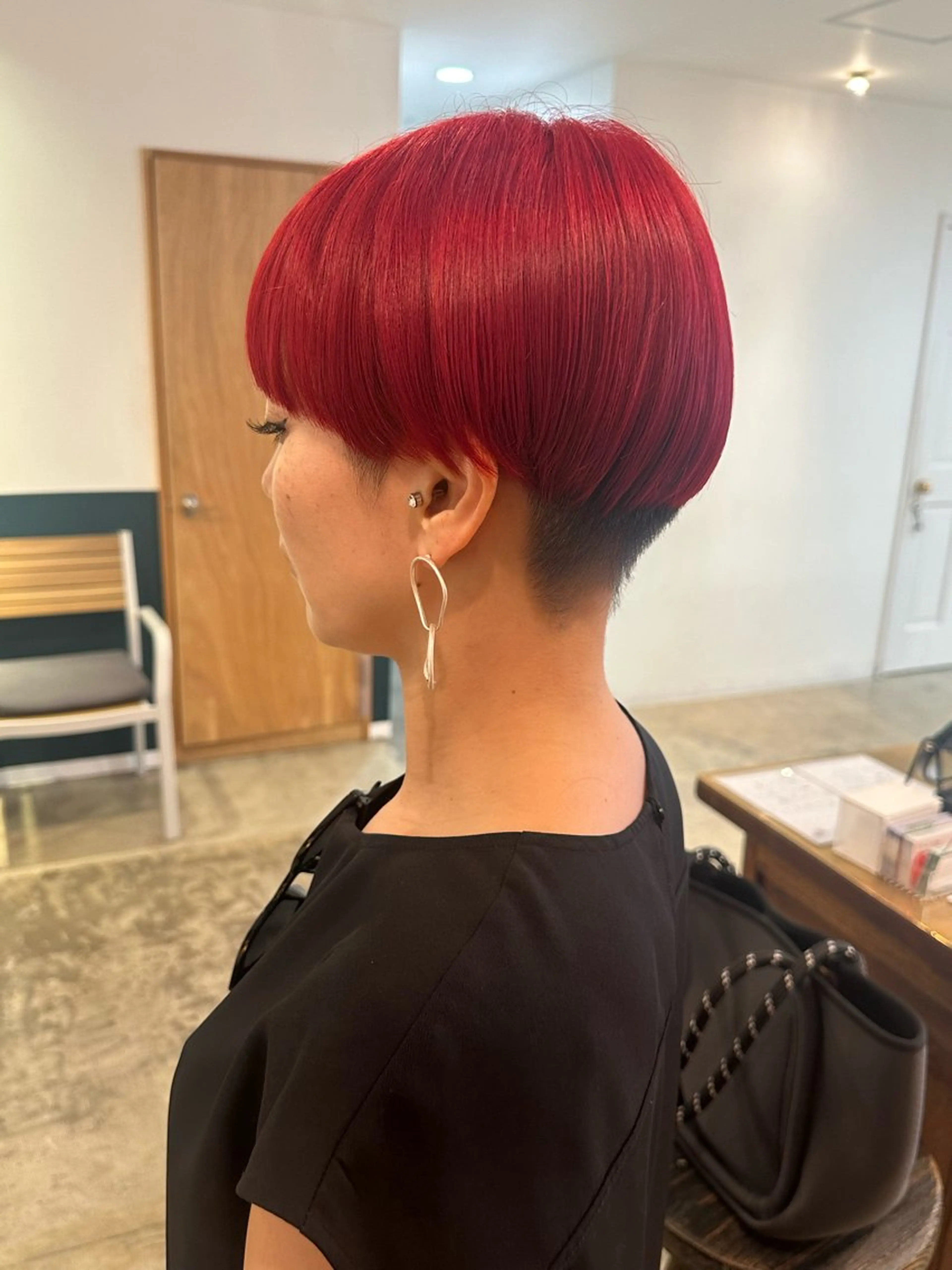 ショート カラー ブリーチ カット junks所属・ジュリ@junks __juriのヘアスタイル