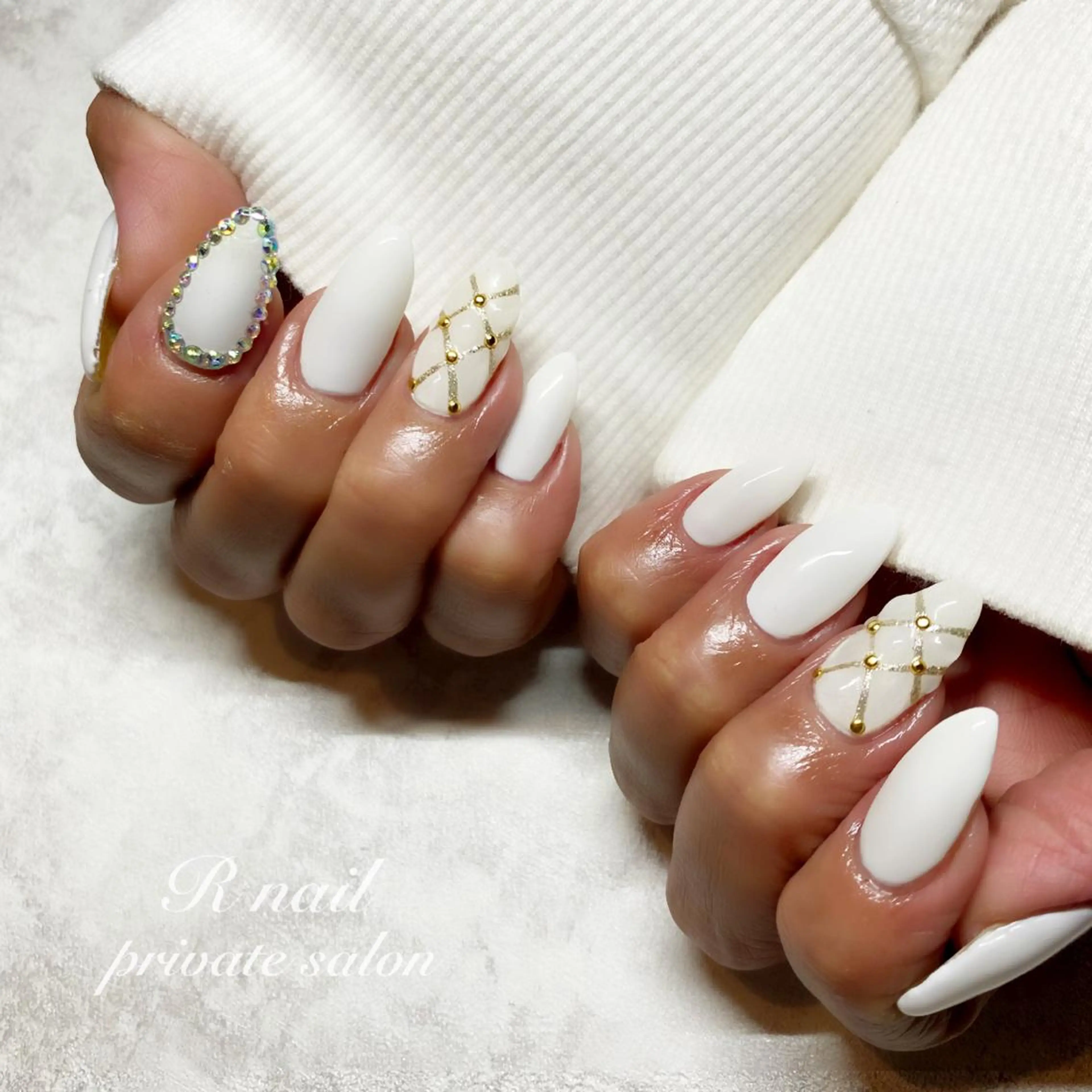 ネイル R nailのネイルデザイン