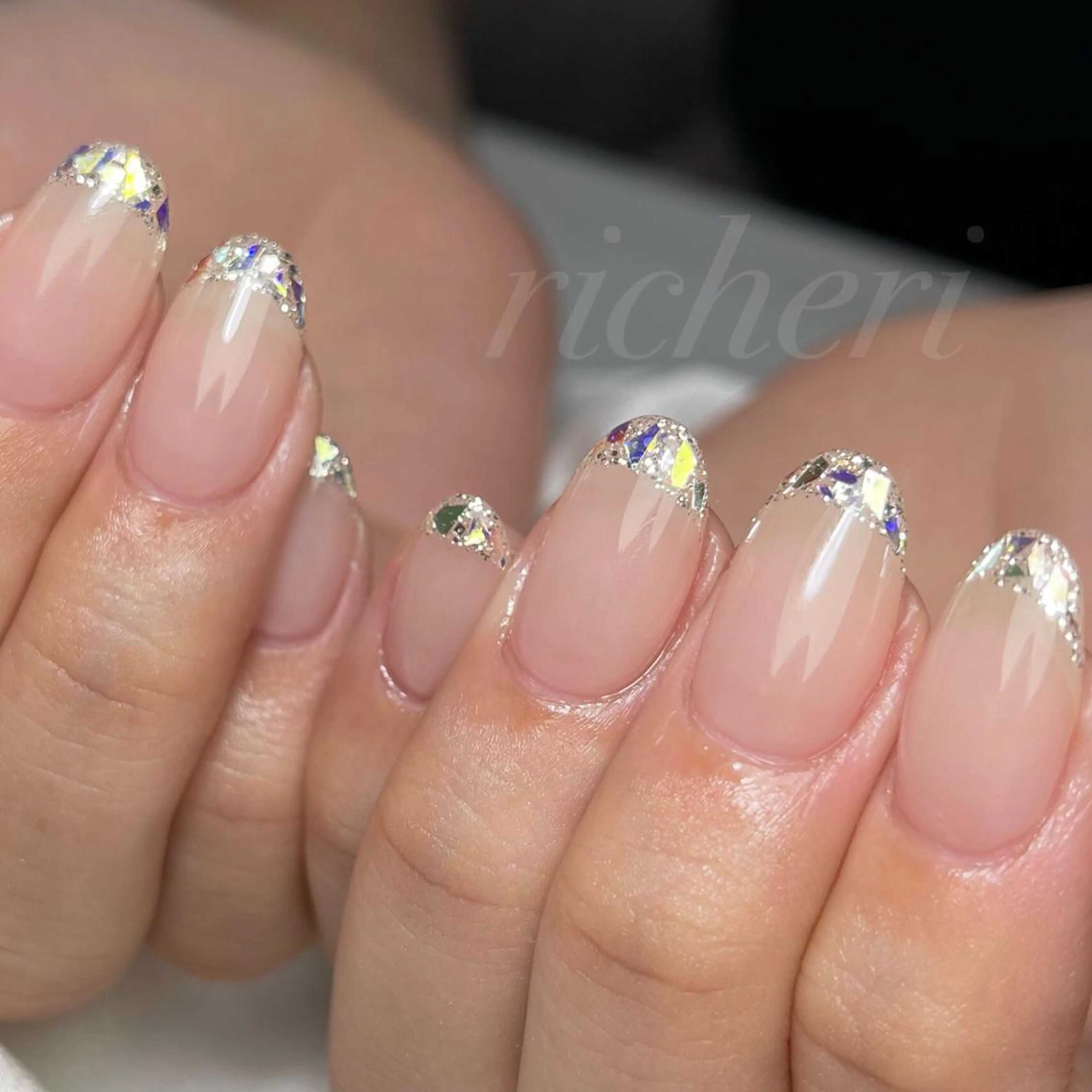 ミディアム ネイル ハンドネイル richeri beautyのエステ・リラクイメージ