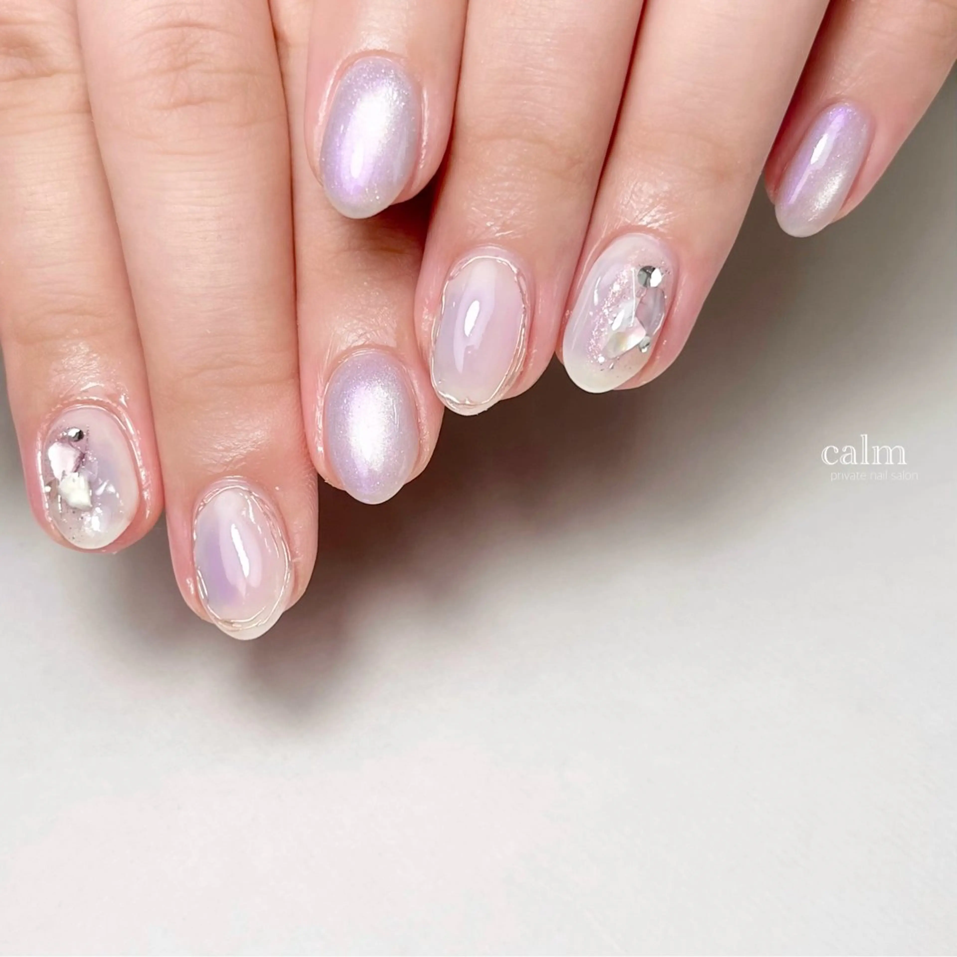 ネイル ハンドネイル calm 〔ｶｰﾑ〕のネイルデザイン