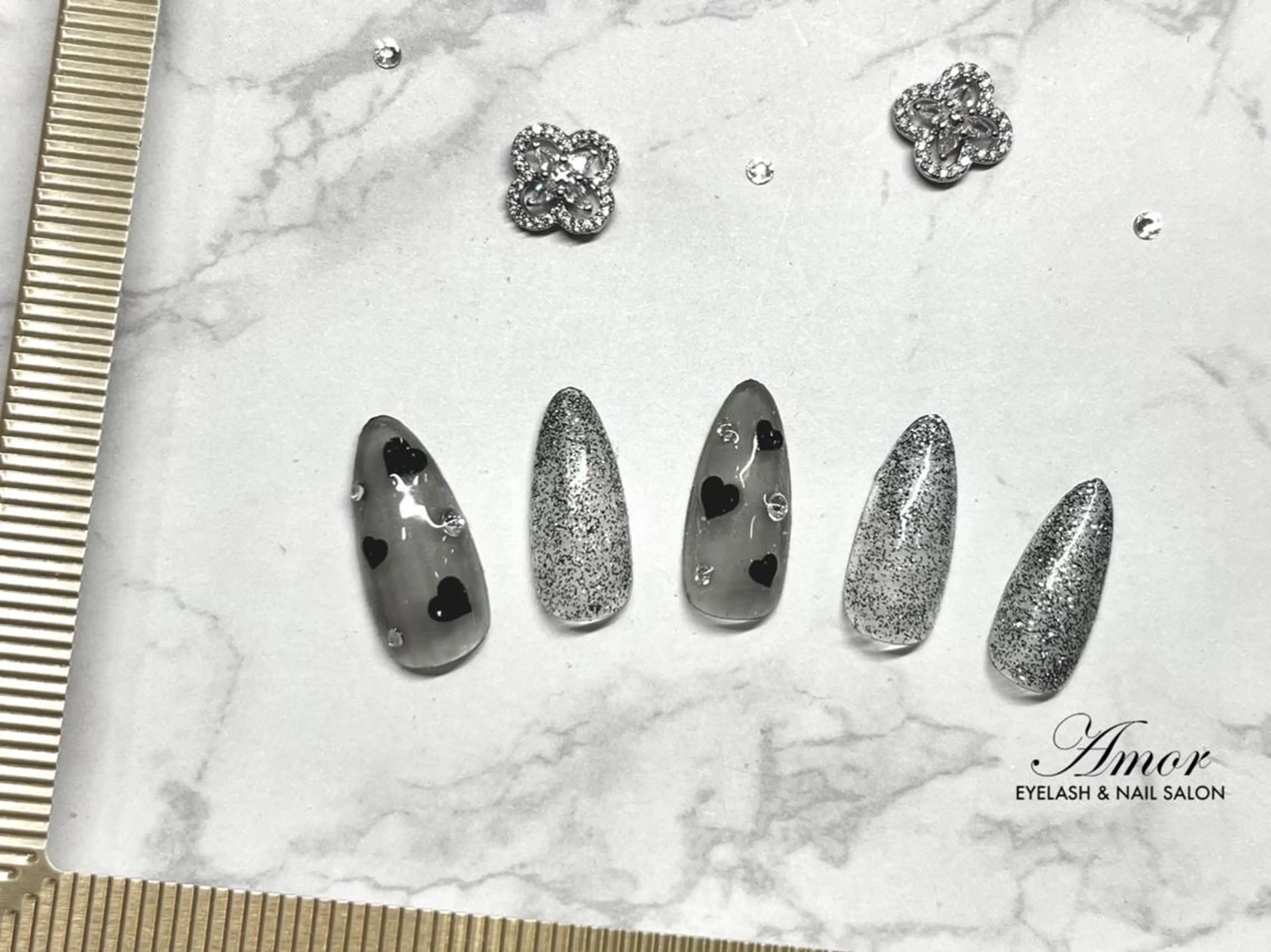 ネイル ラメ(グリッター) ストーンネイル ハンドネイル Nailist ★Amo★のネイルデザイン
