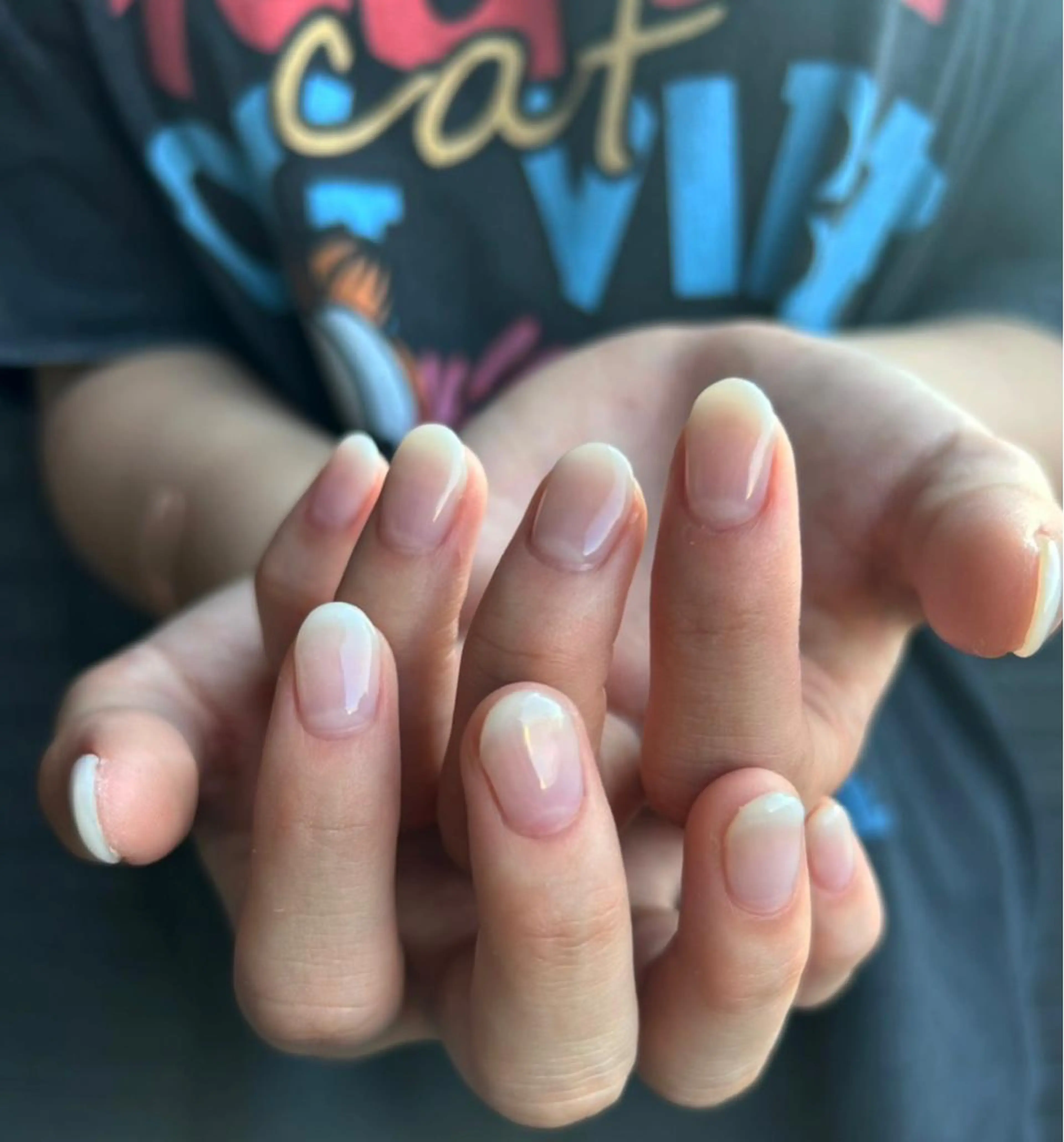 ネイル グラデーション ホワイト ハンドネイル to.所属・to nailのその他イメージ