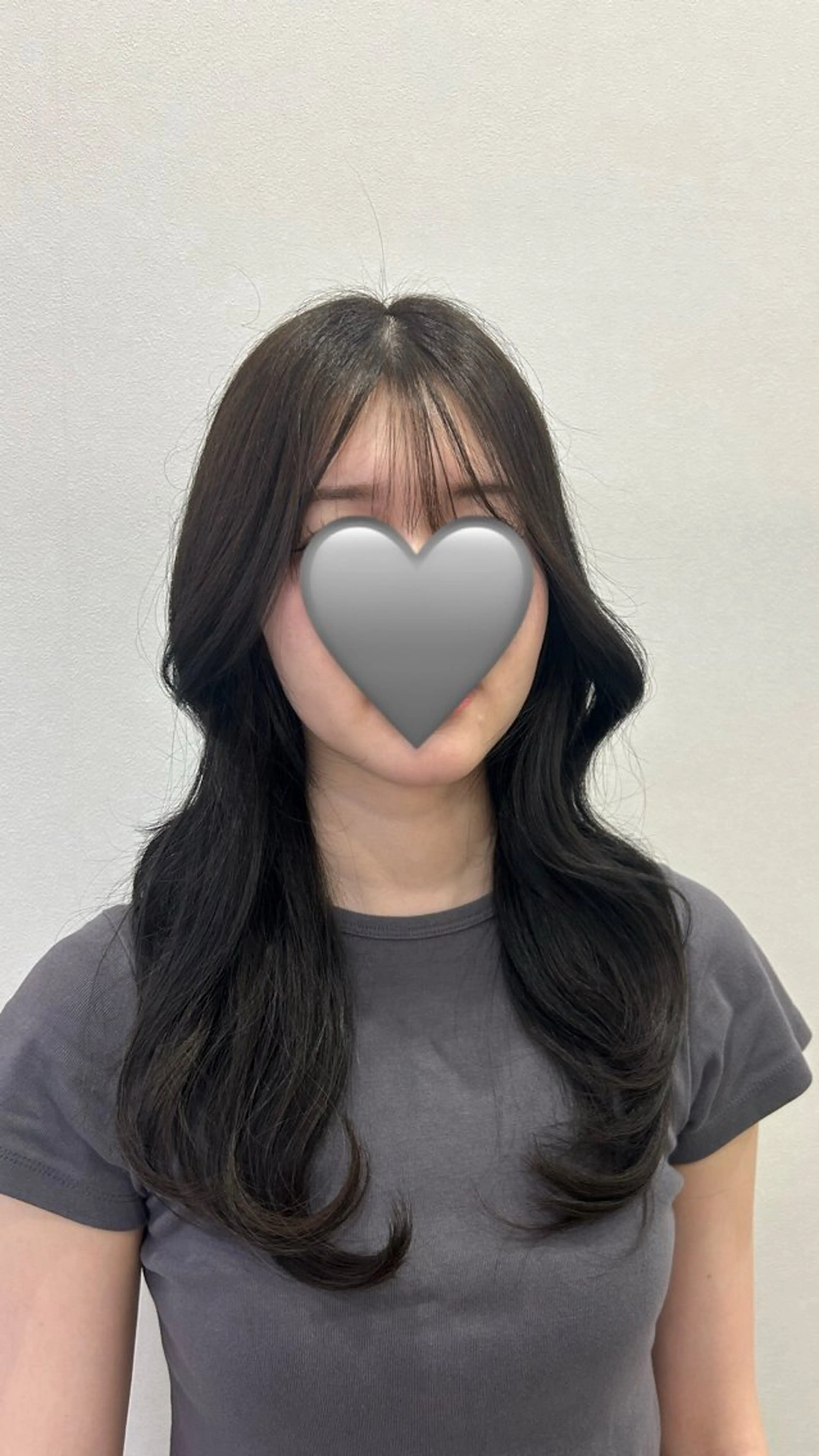 ロング レイヤーカット カット ヘアカラー 青山 遥香のヘアスタイル