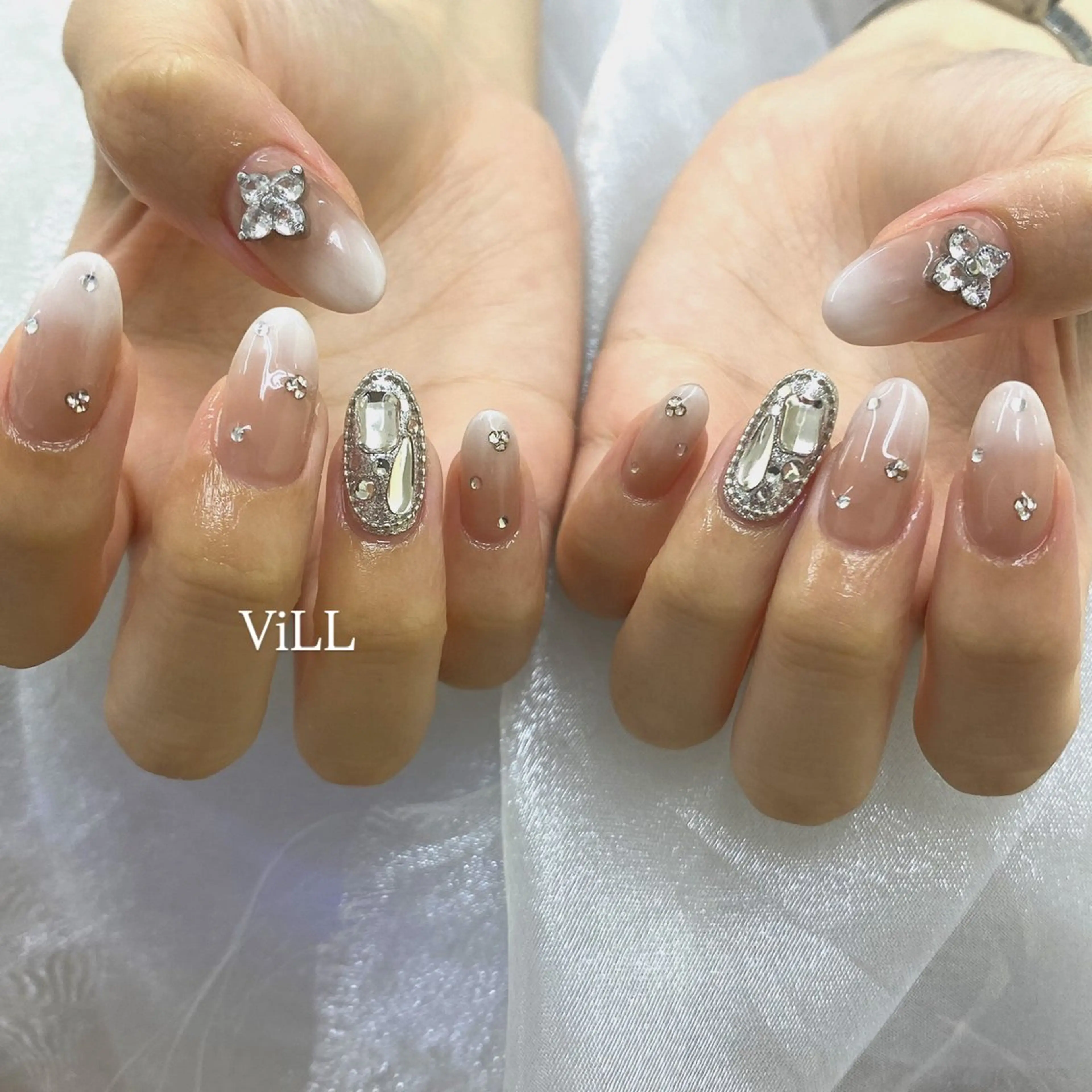 ネイル ViLL 新小岩のネイルデザイン