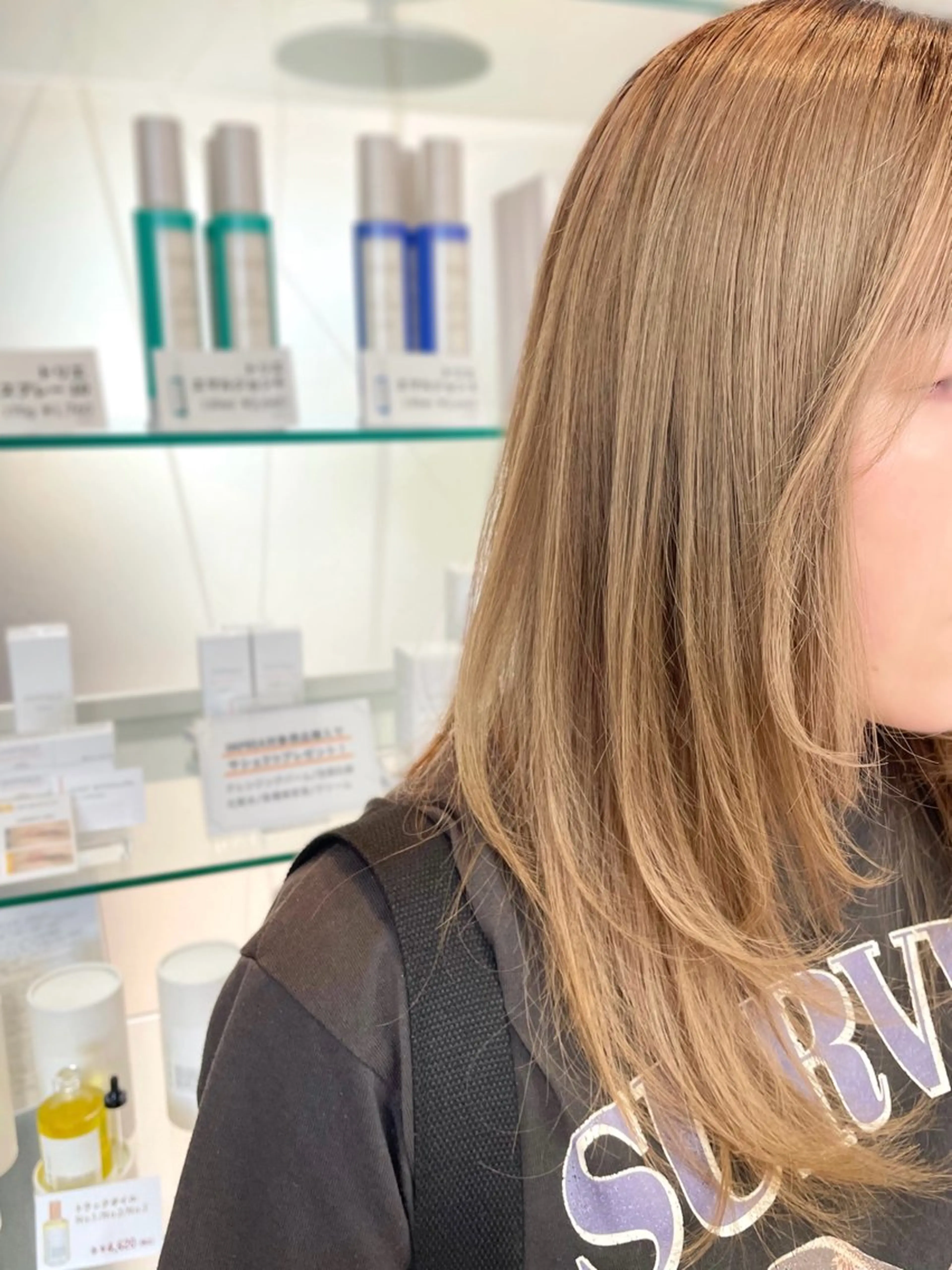 ロング 顔周りカット ハッシュカット レイヤーカット Bleu Terre所属・ブルーテーフ 大泉 遥愛のヘアスタイル