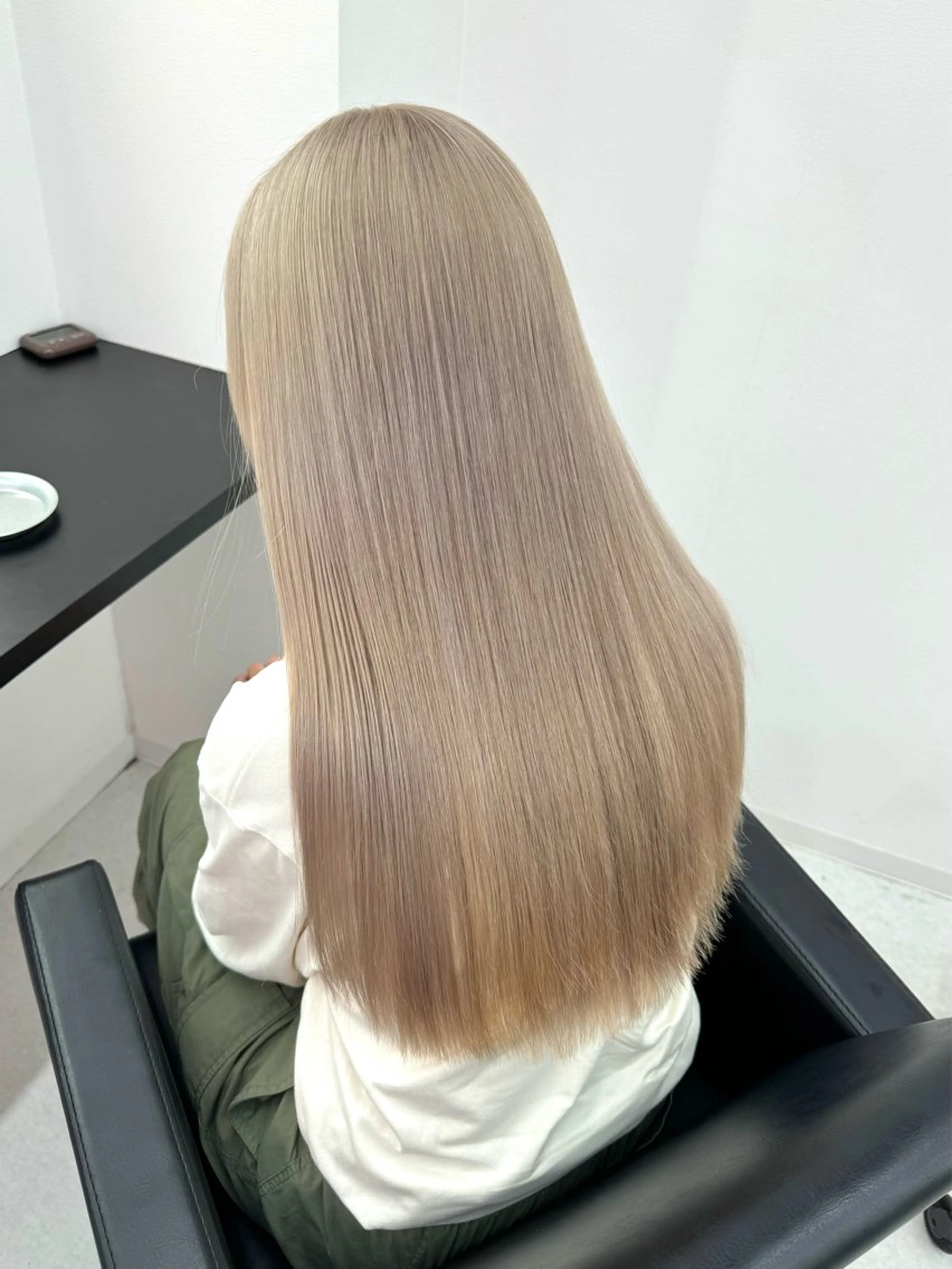 ロング カラー ブリーチ ダブルカラー ロング トリートメント EGO池袋所属・池袋/カラー/ shuのヘアスタイル