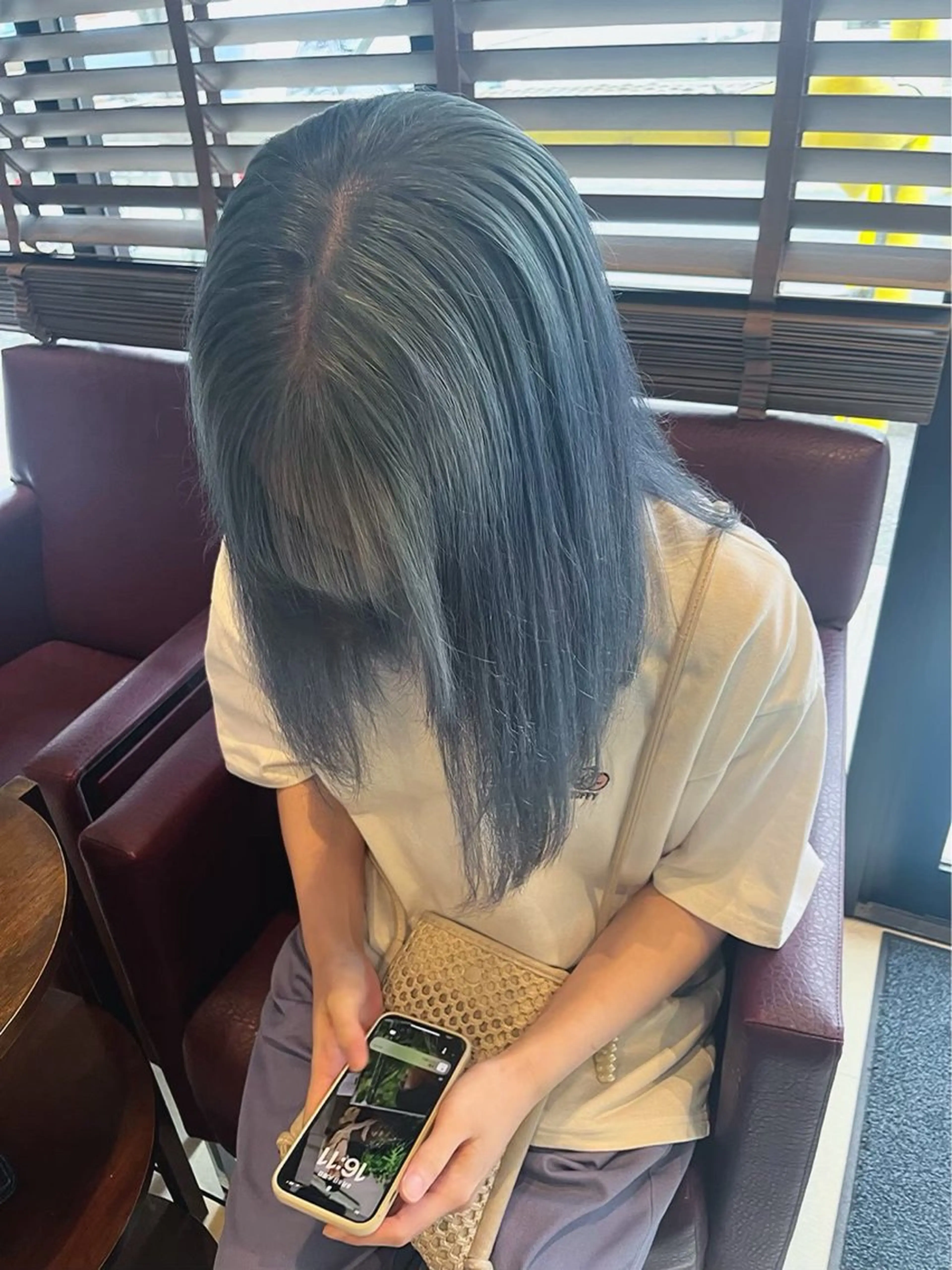 ミディアム ヘアカラー トリートメント 🤍レイヤーツヤカラ ーAkane🇰🇷のヘアスタイル