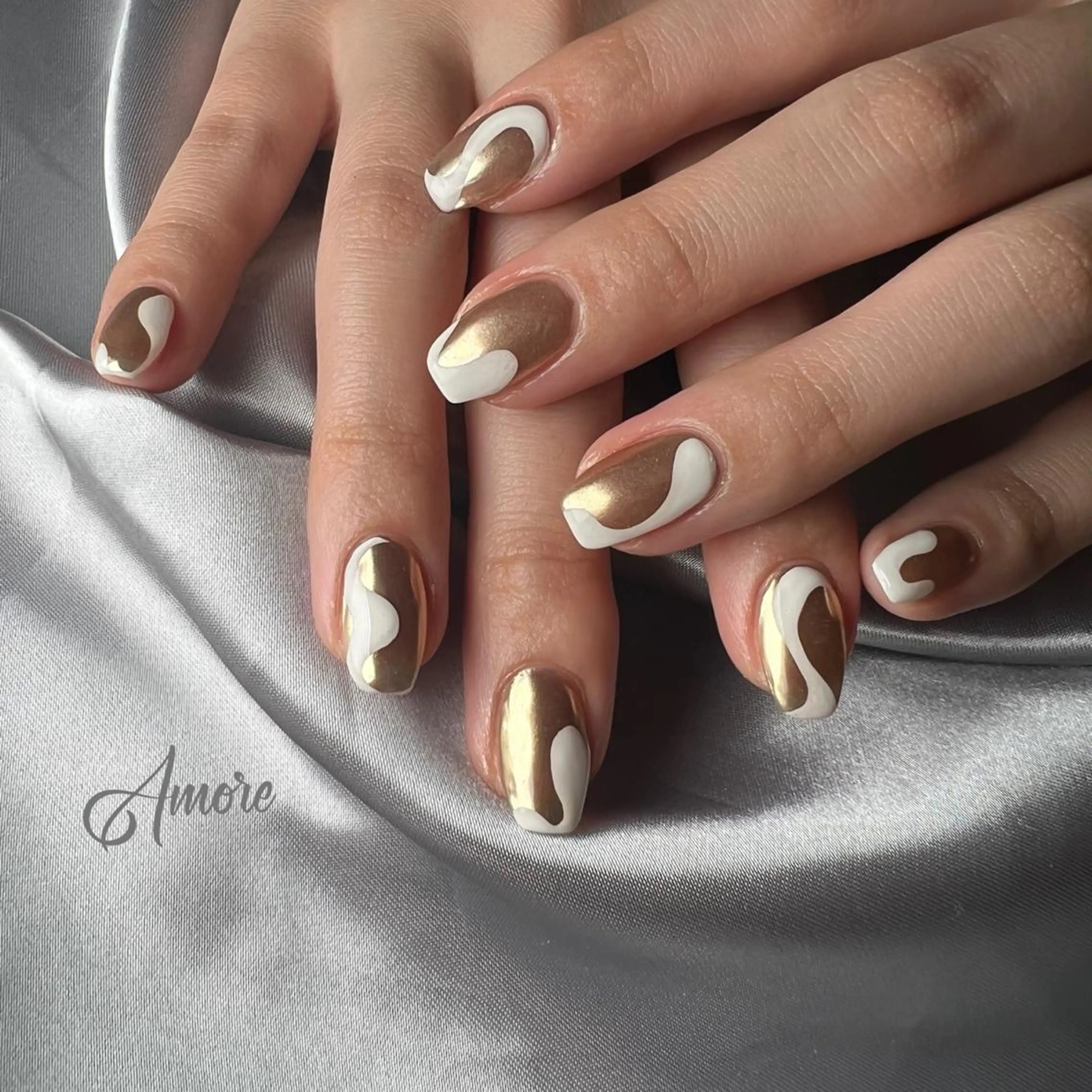 ネイル ジェルネイル ミラーネイル オフィスネイル パラジェル You kyehwaのネイルデザイン