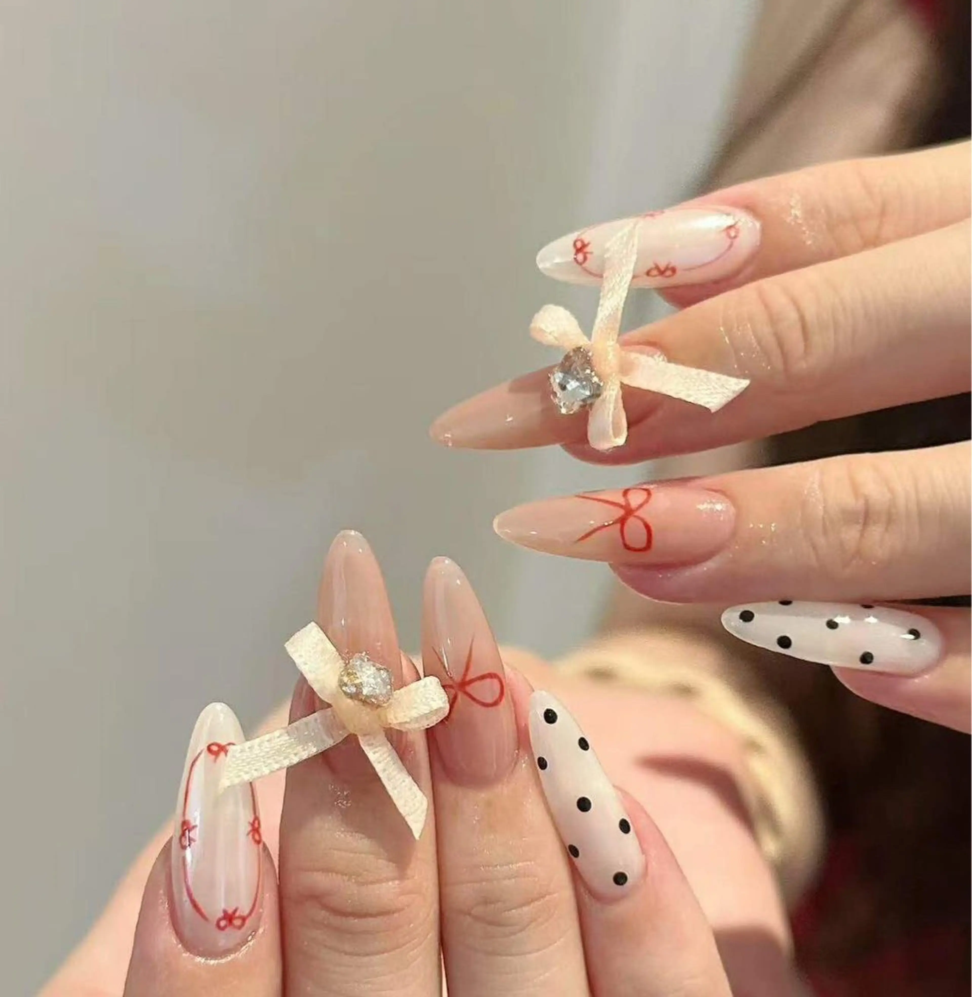 ネイル フラワーネイル フレンチネイル ジェルネイル ガラスフレンチ ハート ハンドネイル BabyYouMi ねねのネイルデザイン