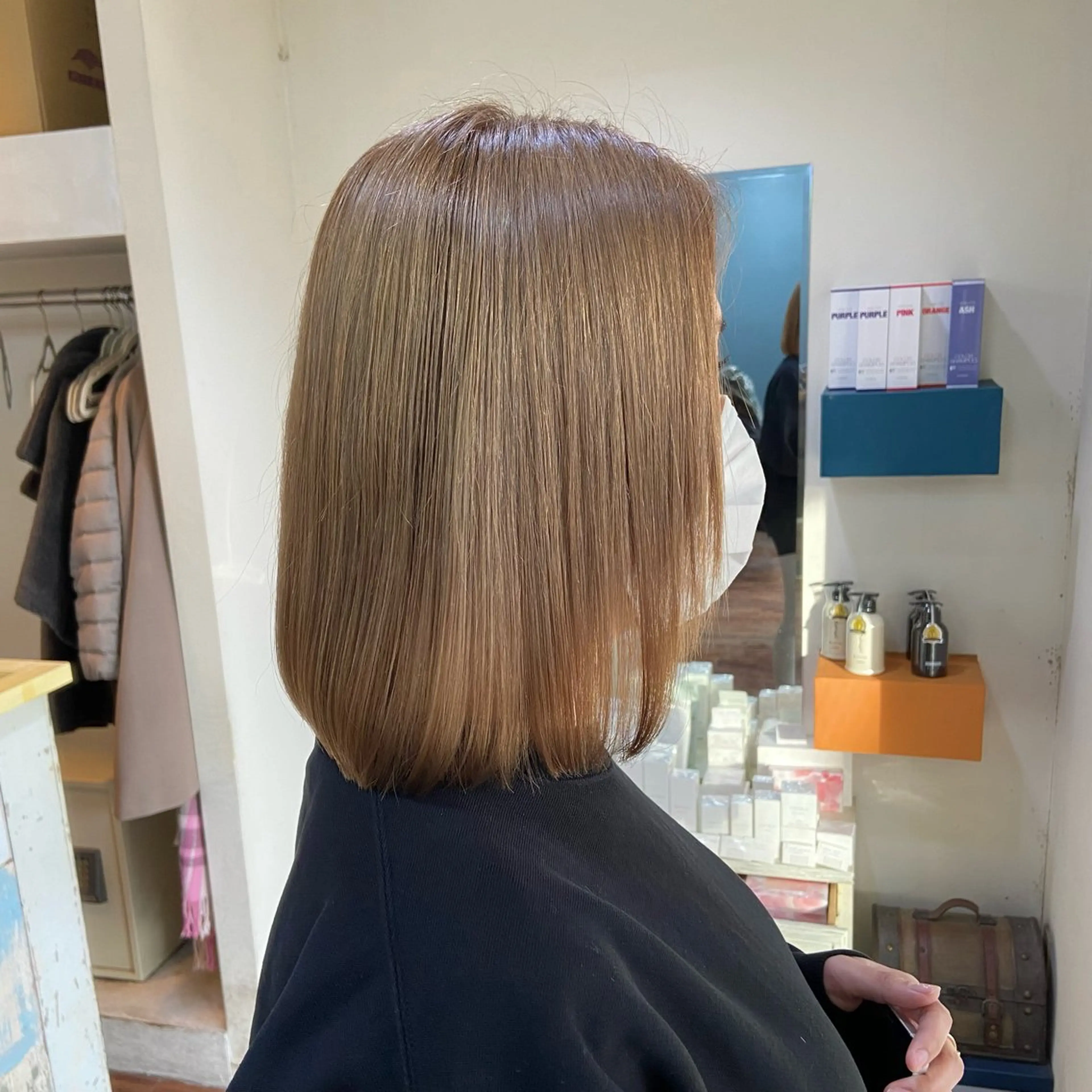 セミロング カラー 髪質改善/ストレート /透明感/西川奈穂のヘアスタイル