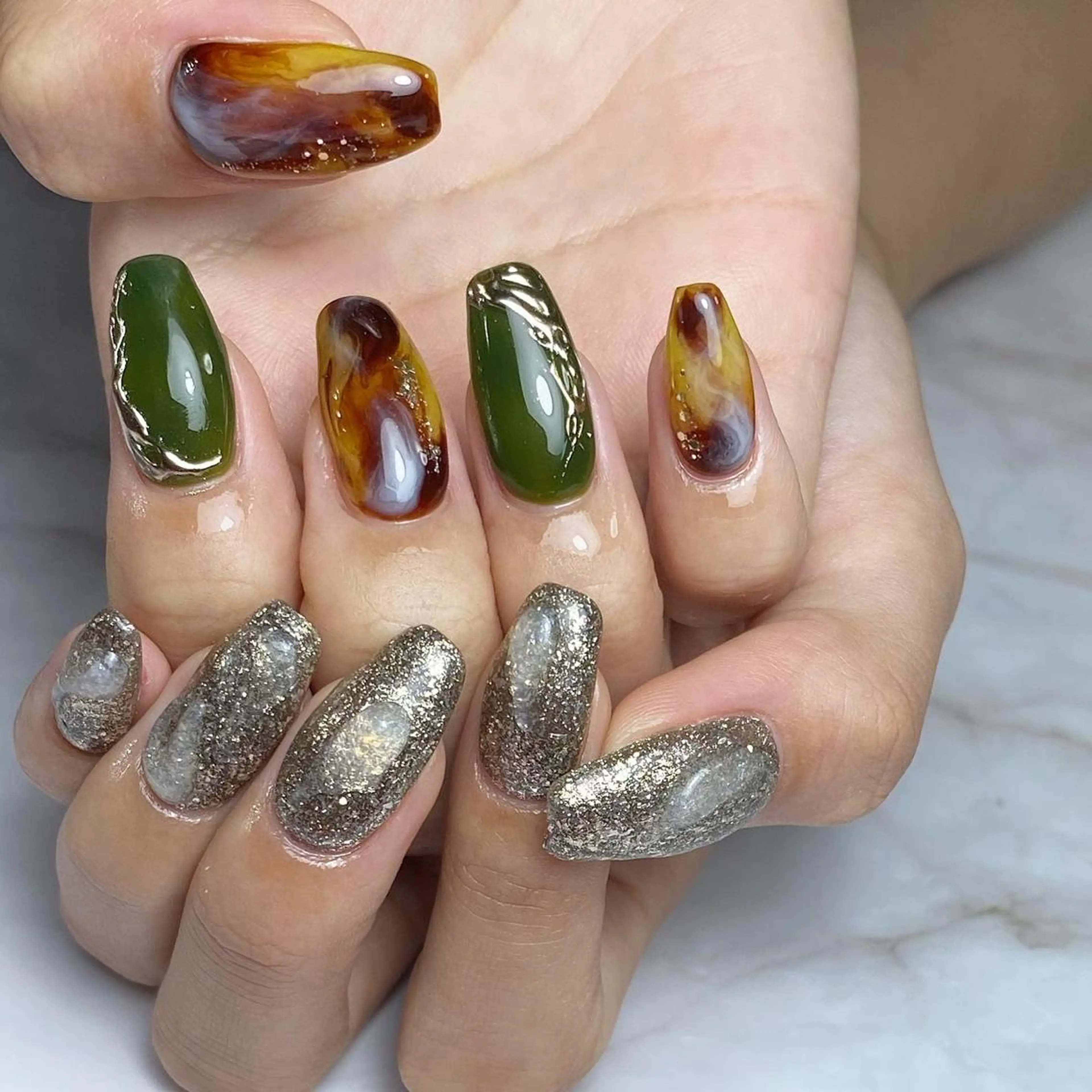 ネイル ロングネイル ニュアンスネイル ハンドネイル Nail ameria megu所属・ameria meguのネイルデザイン