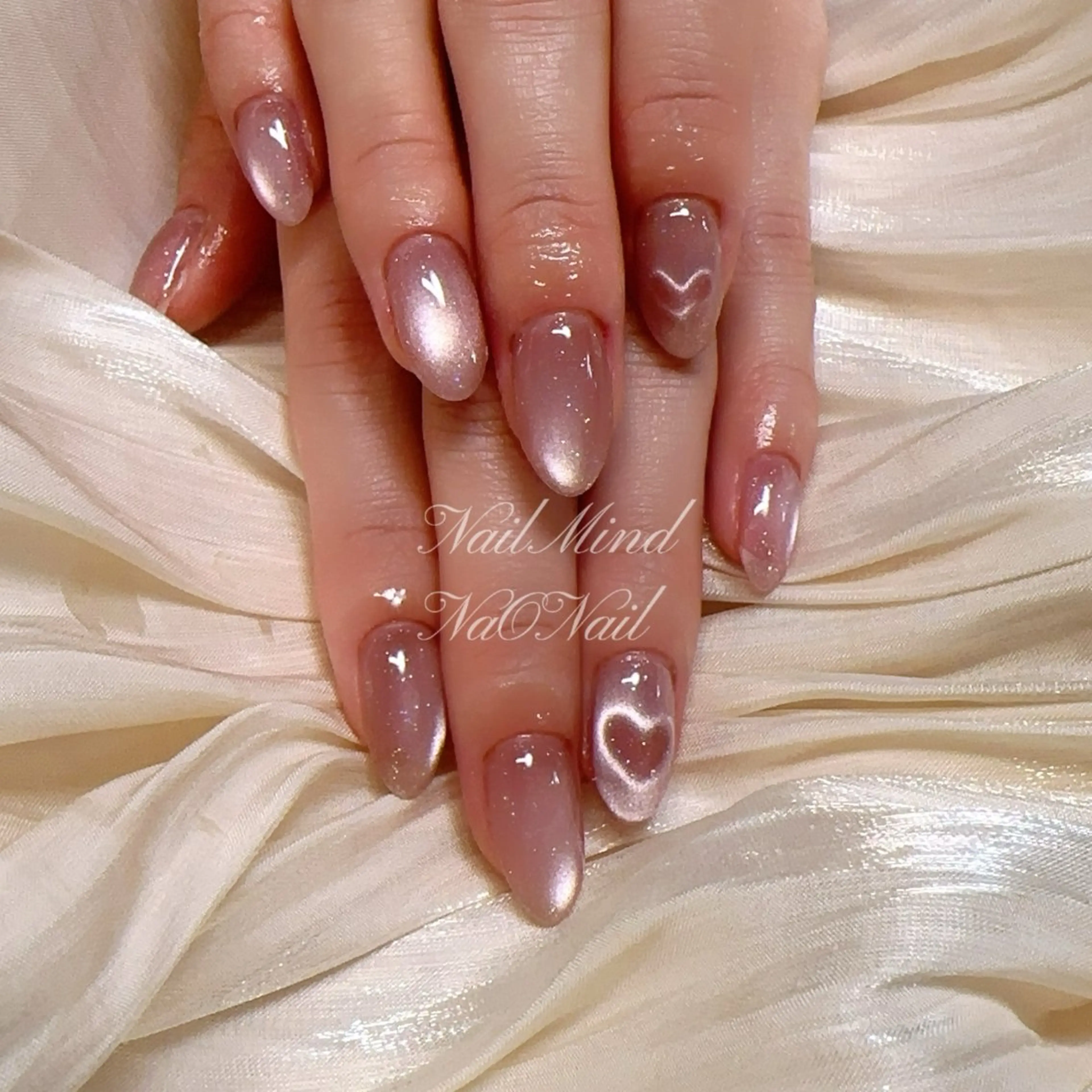 マグネットワンカラー🌟【初回&自店オフ無料】ハート❤️/斜め／グラデ／フレンチ／サークルパラジェル変更可能💎オフありの写真